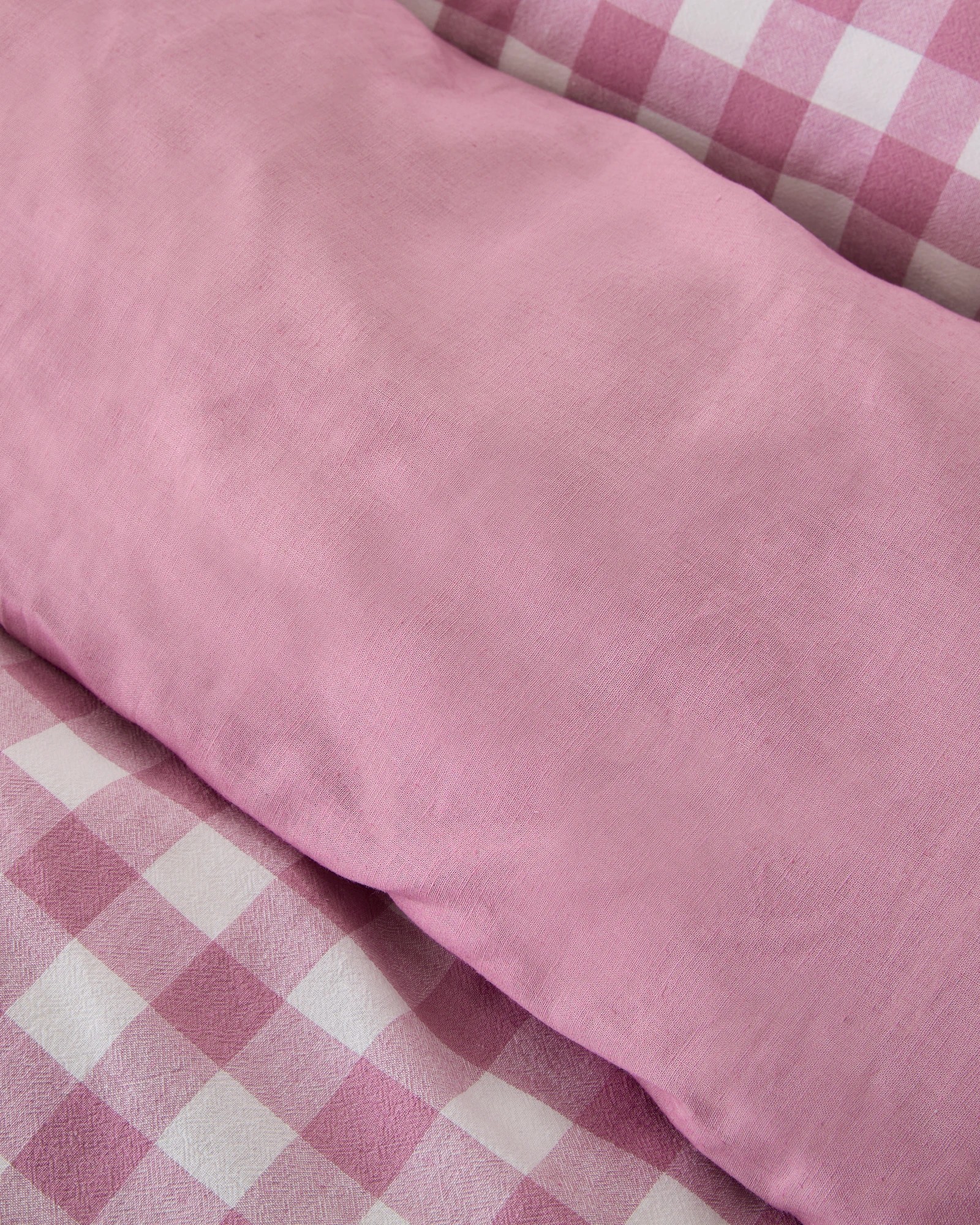 3 Target Lulu Gingham Linen/Cotton Quilt Cover Set - King Bed - Pink, 3 of 4