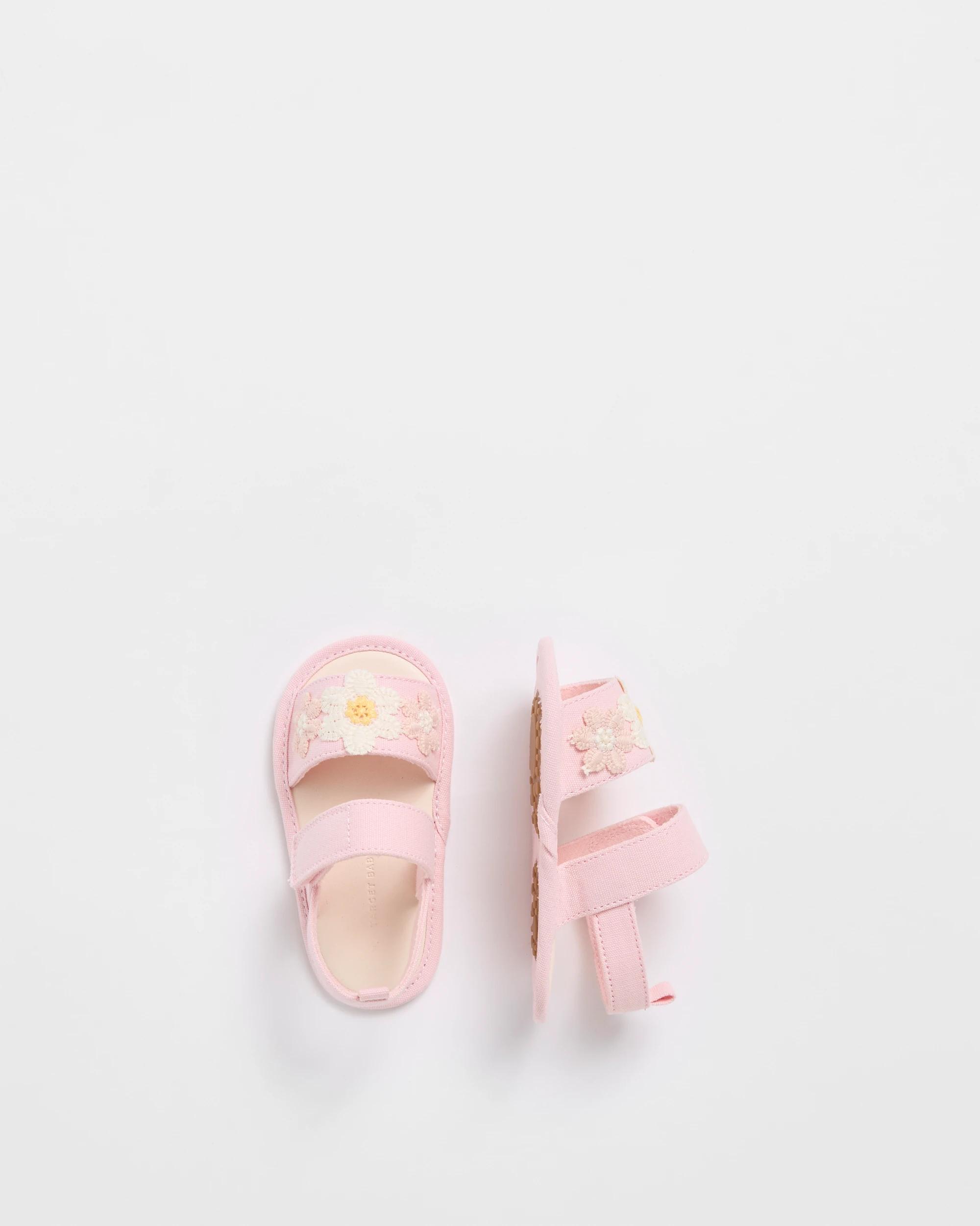 3 Target Baby Pre-Walker Crochet Flower Sandals PINK, 3 of 3