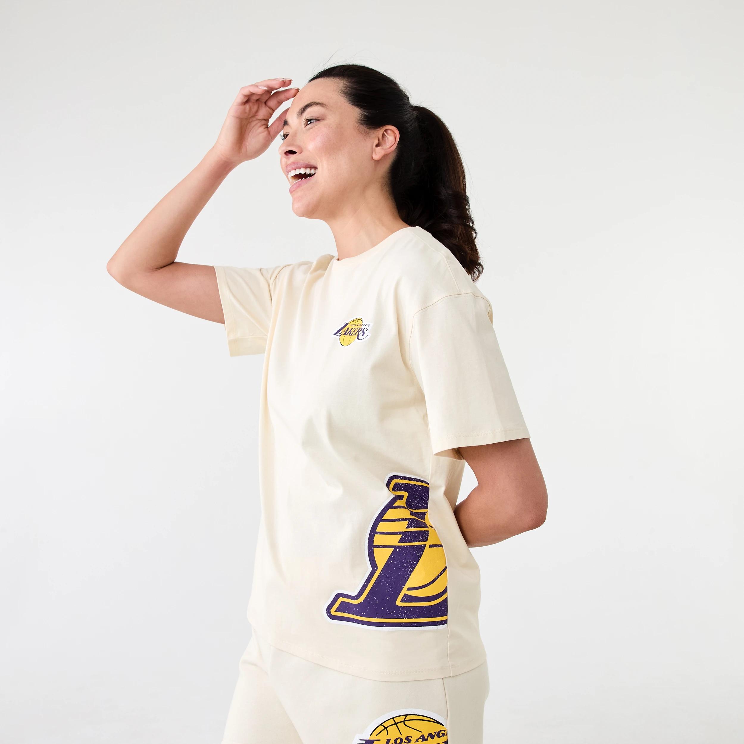 2 Official NBA Lounge T-shirt BEIGE LAKERS, 2 of 10