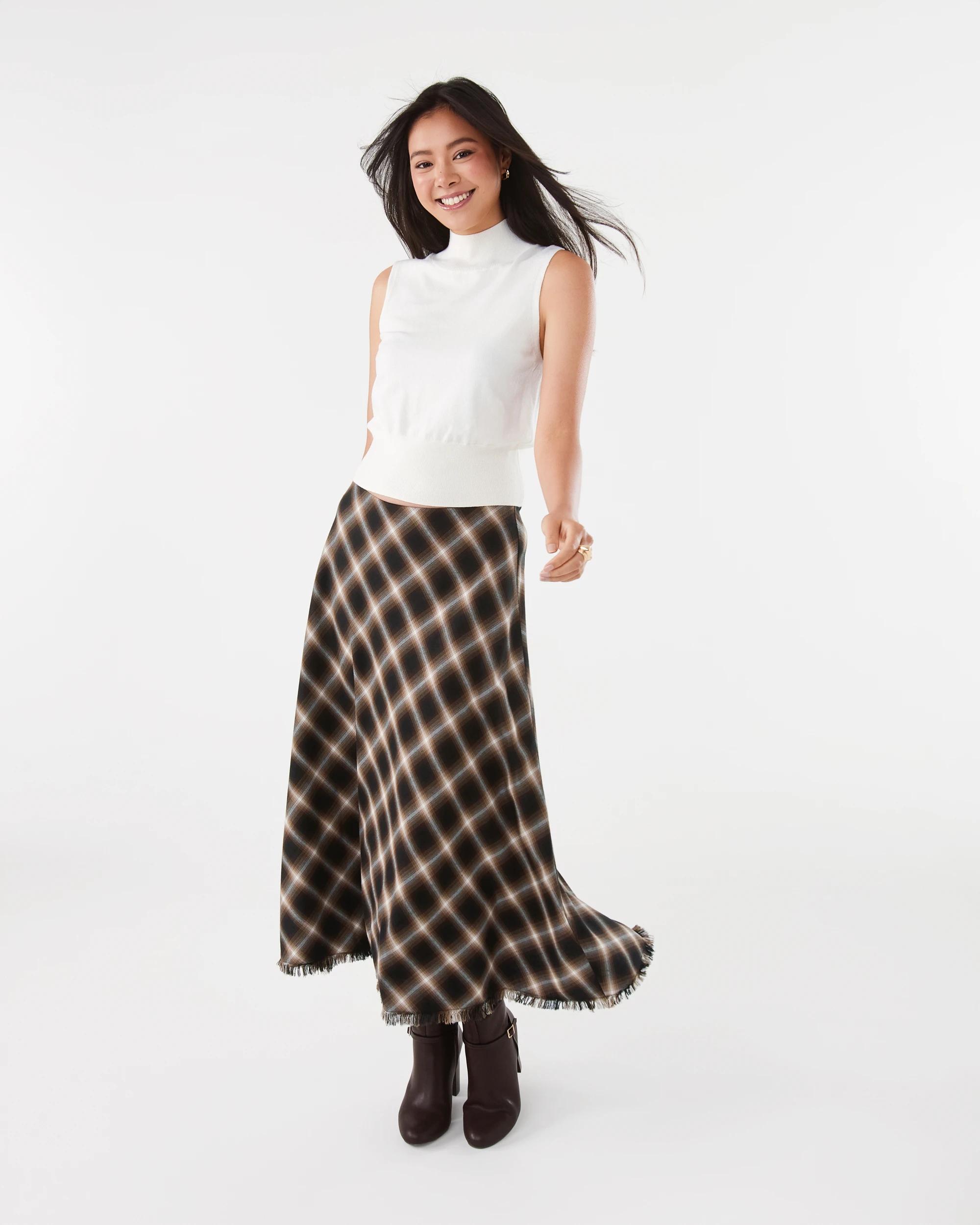 2 Asymmetrical Flannel Skirt Brwn Check, 2 of 6
