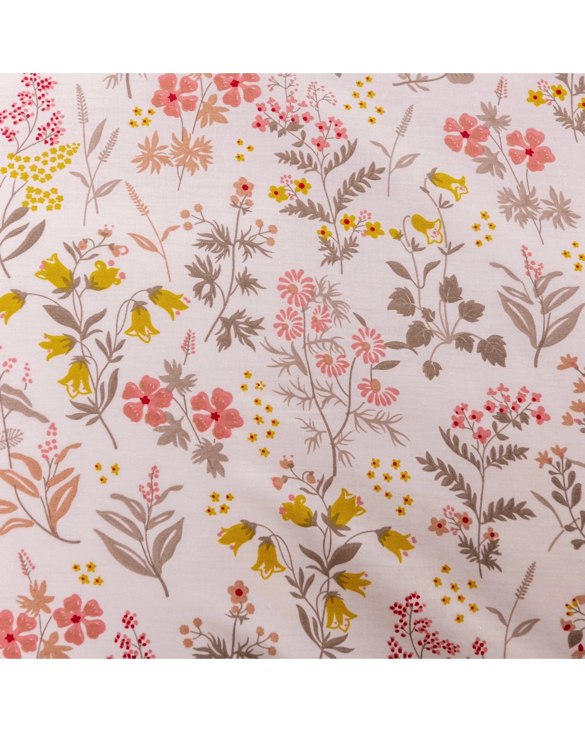 3 Dreamaker Cottage Flowers 100% Cotton Reversible Quilt Cover Set - King Single Bed - Pink, 3 of 5