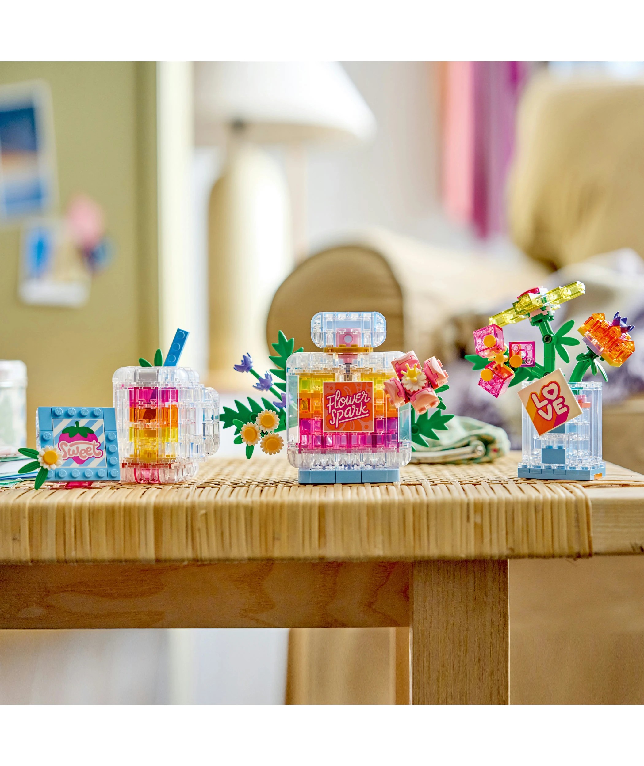 8 LEGO Creator Floral Decor Perfume Bottle 31383, 8 of 9