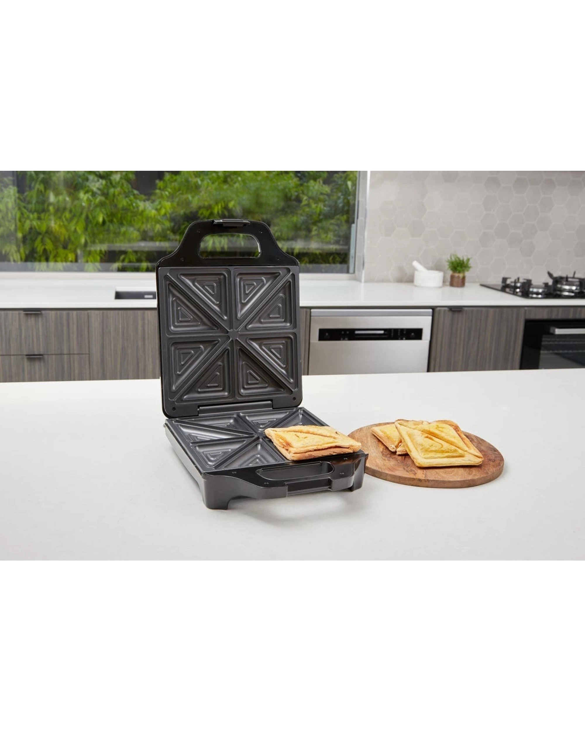 5 Westinghouse Toasted Sandwich Maker, 5 of 6