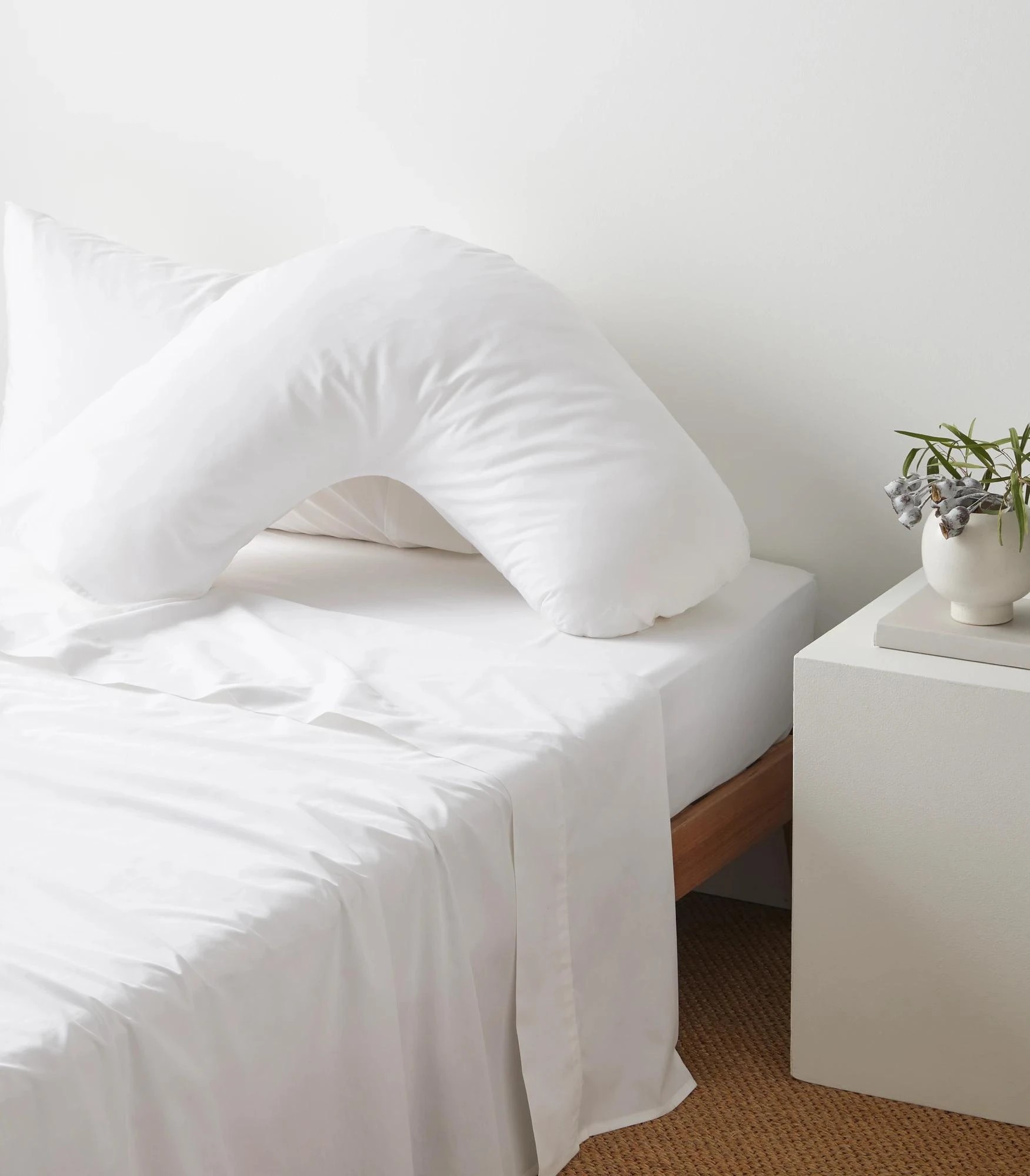 1 Target Australian Cotton 250 Thread Count Posture Pillowcase - Queen Bed - White, 1 of 2