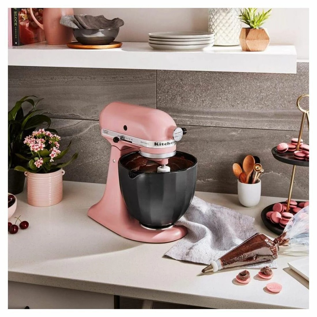 4 KitchenAid 4.7L Shell Ceramic Mixing Bowl Black, 4 of 4