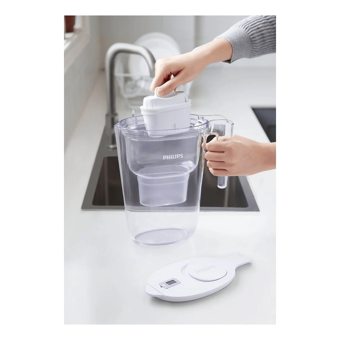 8 Philips Micro X Jug with Timer 2.6L White, 8 of 9