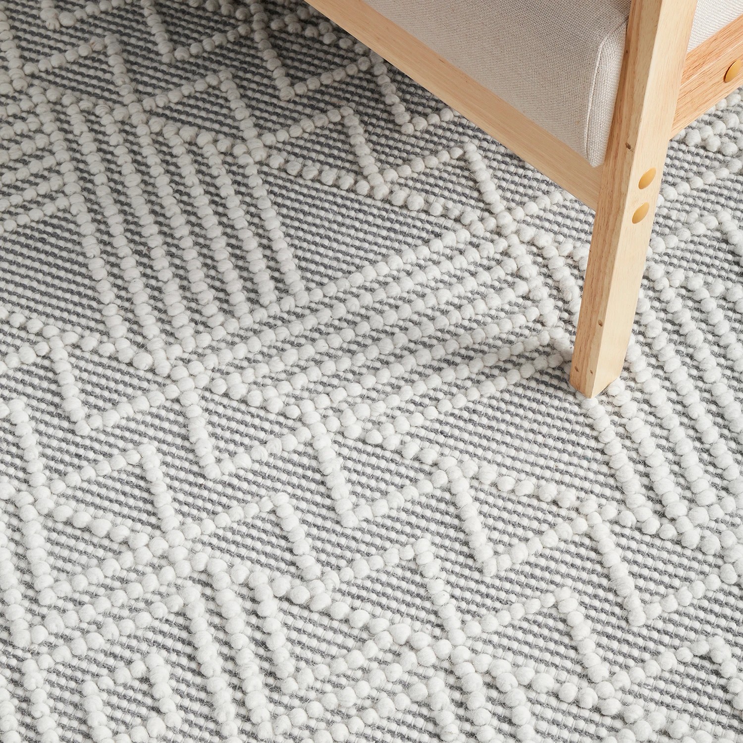 1 Common Ground Rugs Chateau 225x155cm - Medium Hand Loomed Floor Rug - Natural, 1 of 9