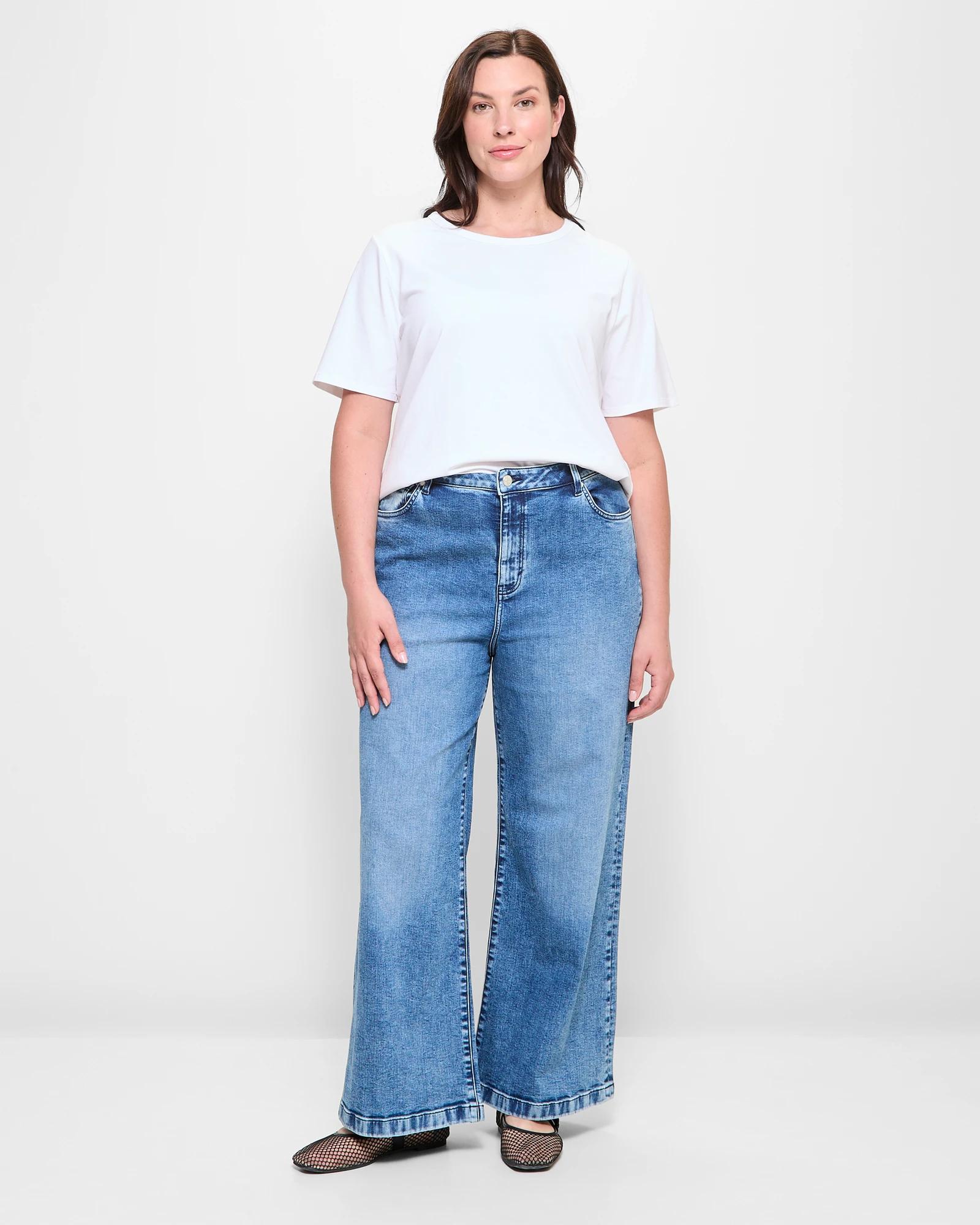 1 Target Plus Size Full Length Wide Leg Denim Jeans CAPRI BLUE, 1 of 5