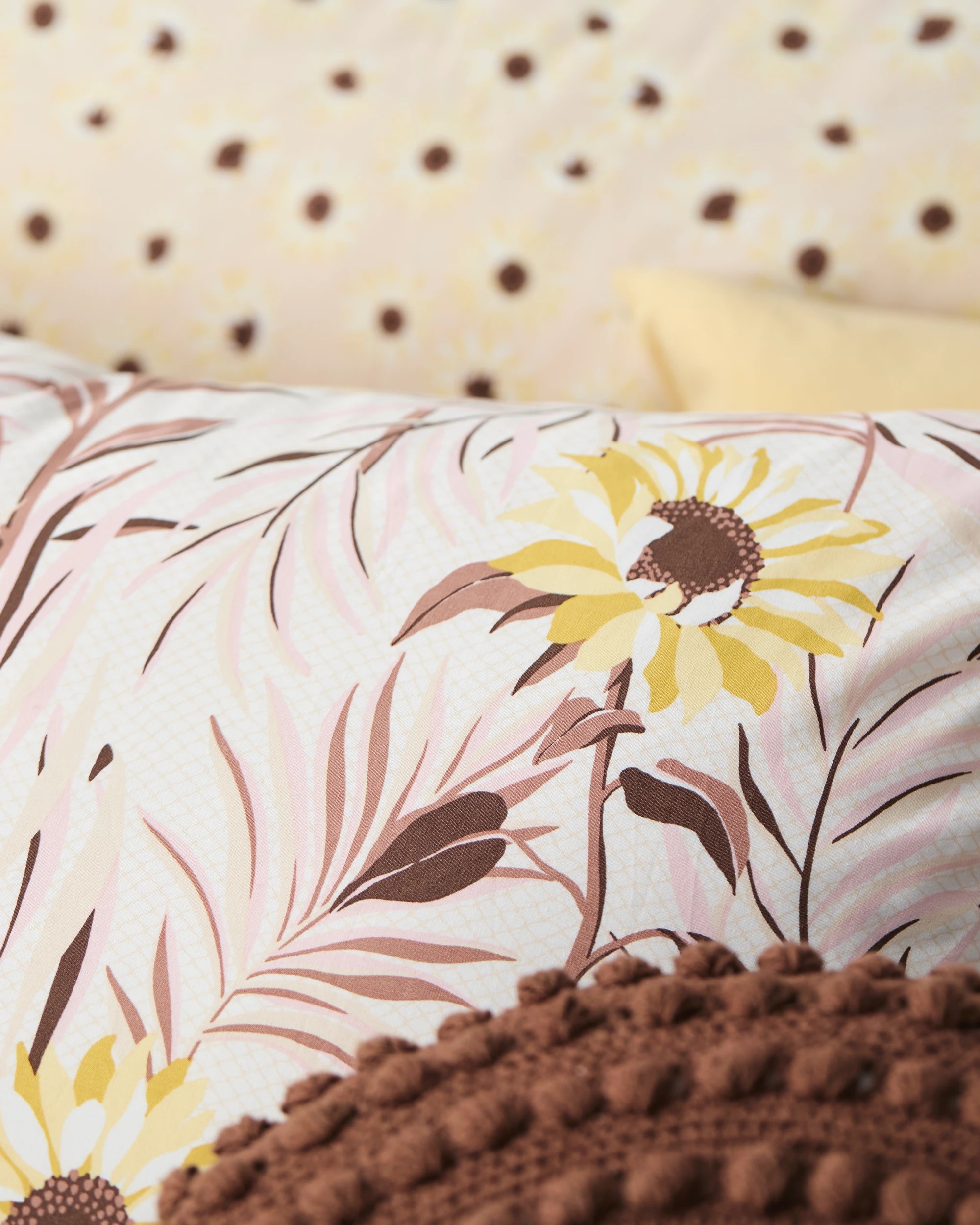 7 Target Maxie Sunflower Australian Cotton Quilt Cover Set - Double Bed - Yellow, 7 of 9