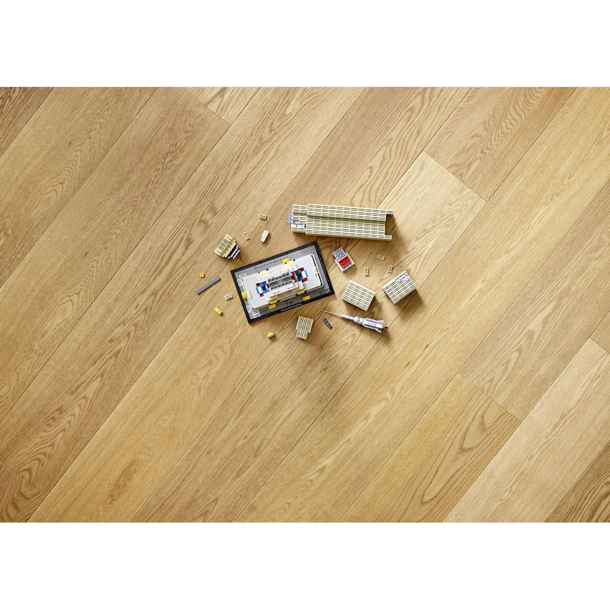 6 LEGO Architecture Empire State Building 21046, 6 of 8