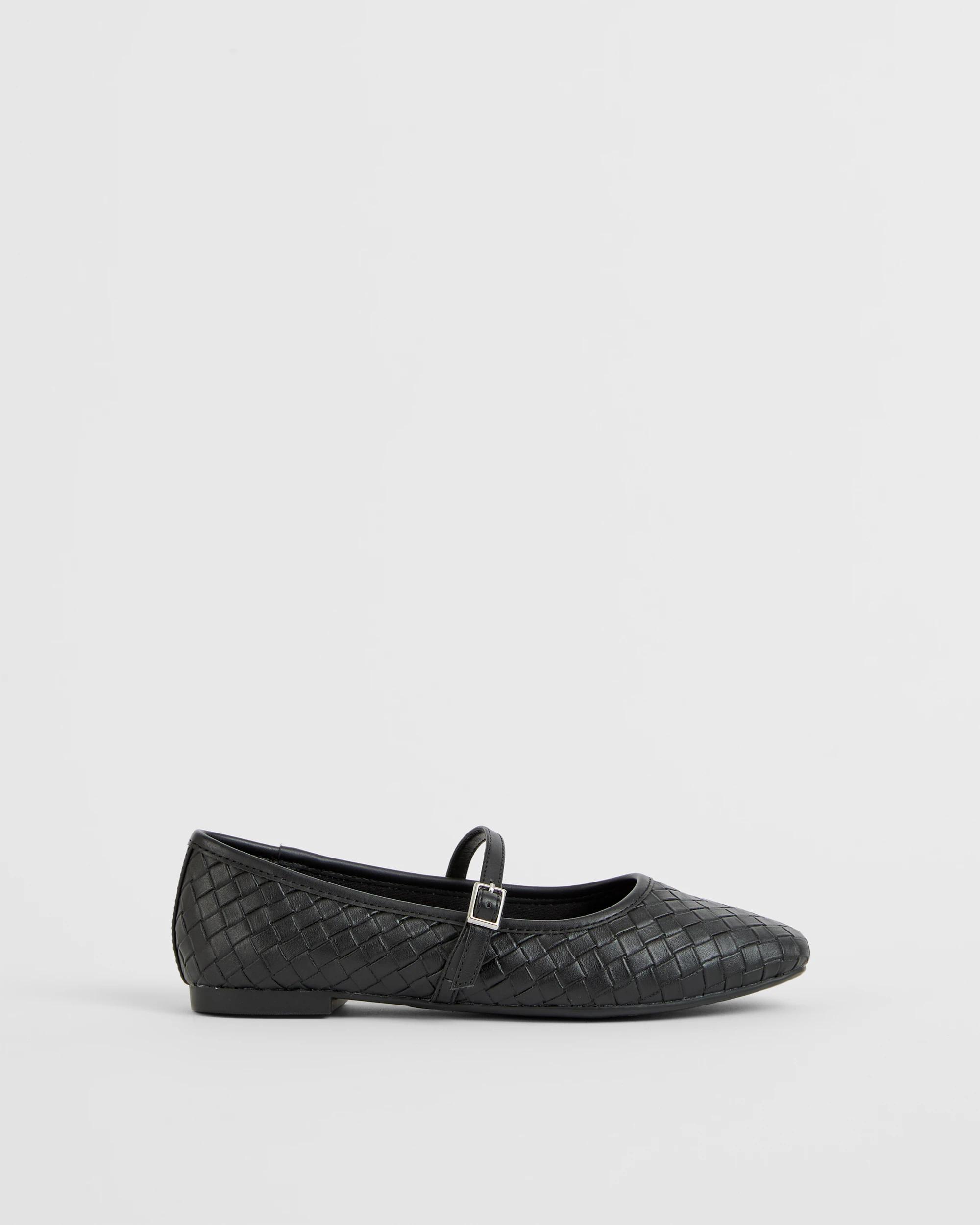 1 Target Woman Easy Wear Ballet Flat BLACK PU WEAVE, 1 of 3