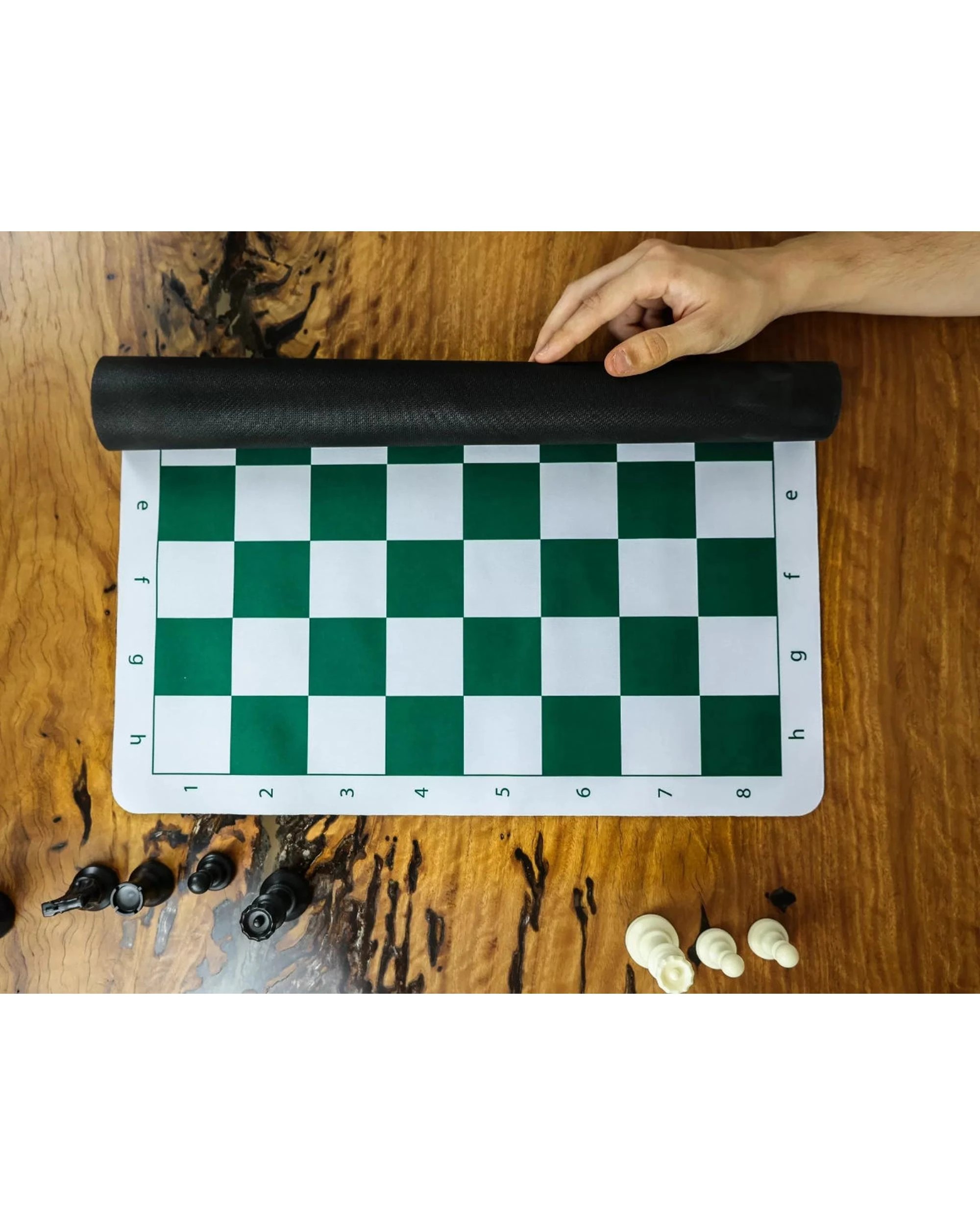 8 LPG Club Chess Set Green, 8 of 8