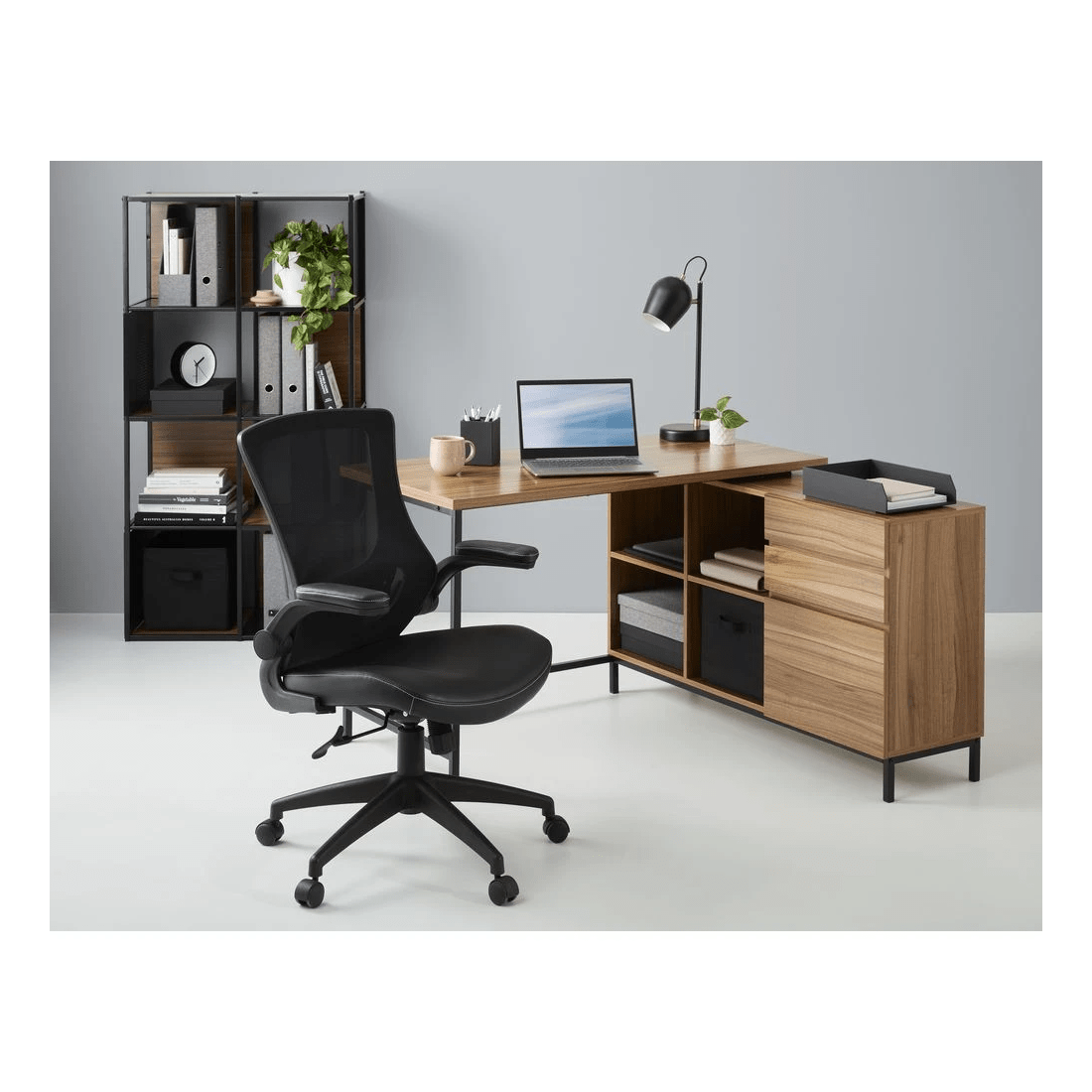 2 Stockholm 1200 x 1200mm Workstation Walnut Black, 2 of 10
