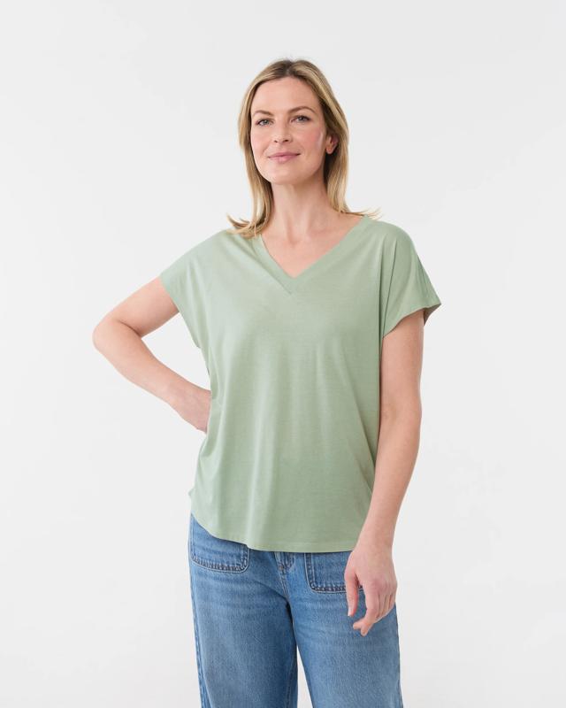 Short Extended Sleeve V-Neck T-s
