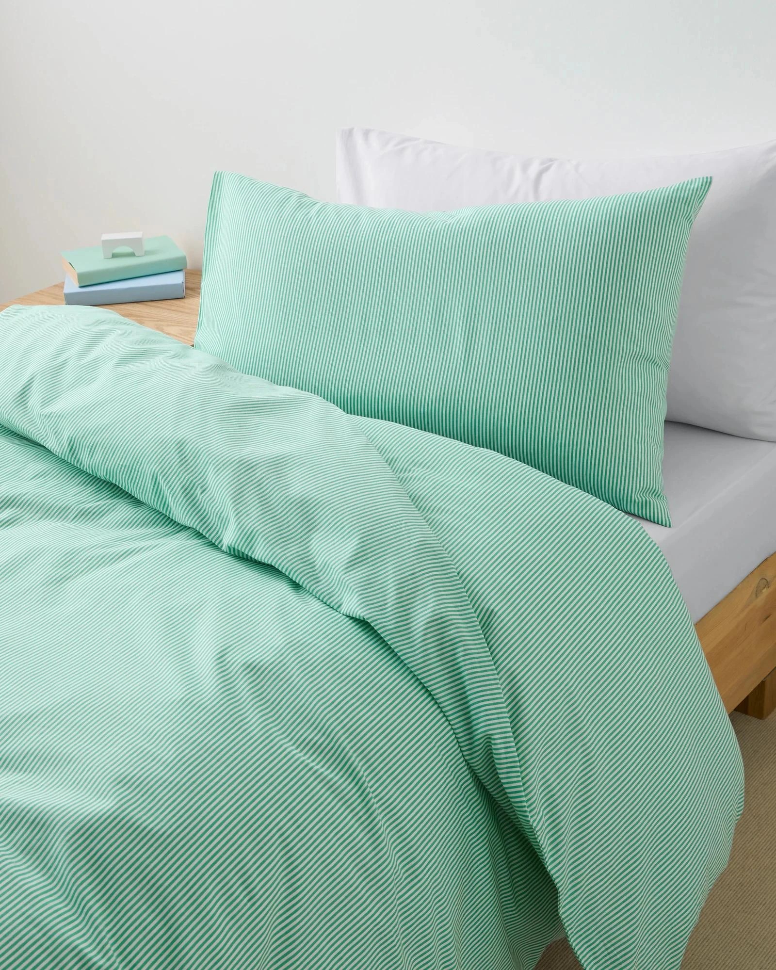 2 Target Cooper Kids Australian Cotton Quilt Cover Set - Queen Bed - Green, 2 of 3