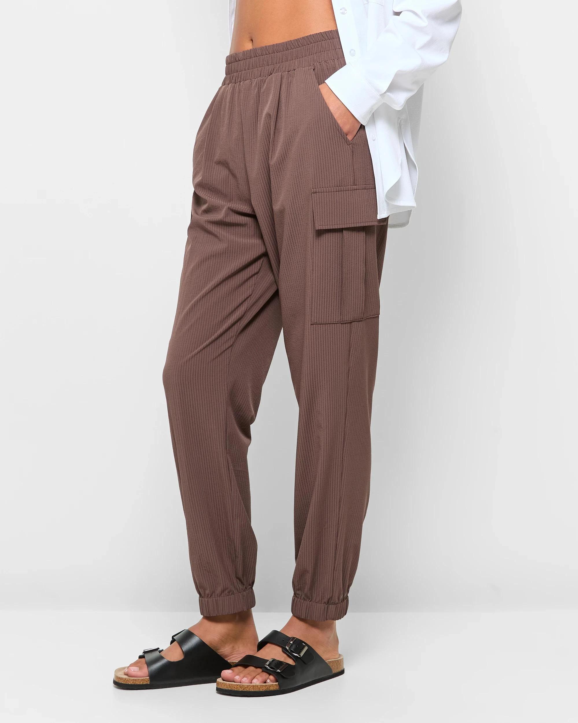 3 Target Active Woven Cargo Pants COCOA BROWN, 3 of 5