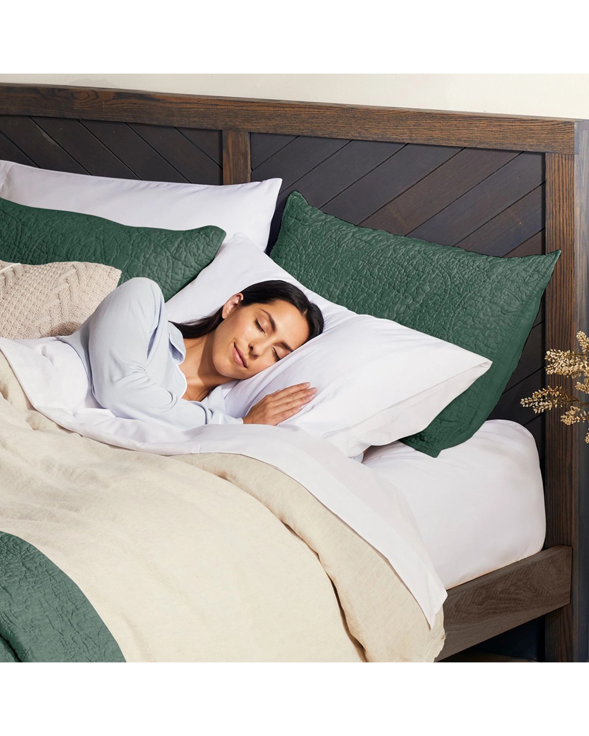 4 Sunbeam Wool Fleece Heated Blanket for Super King Bed, 4 of 7