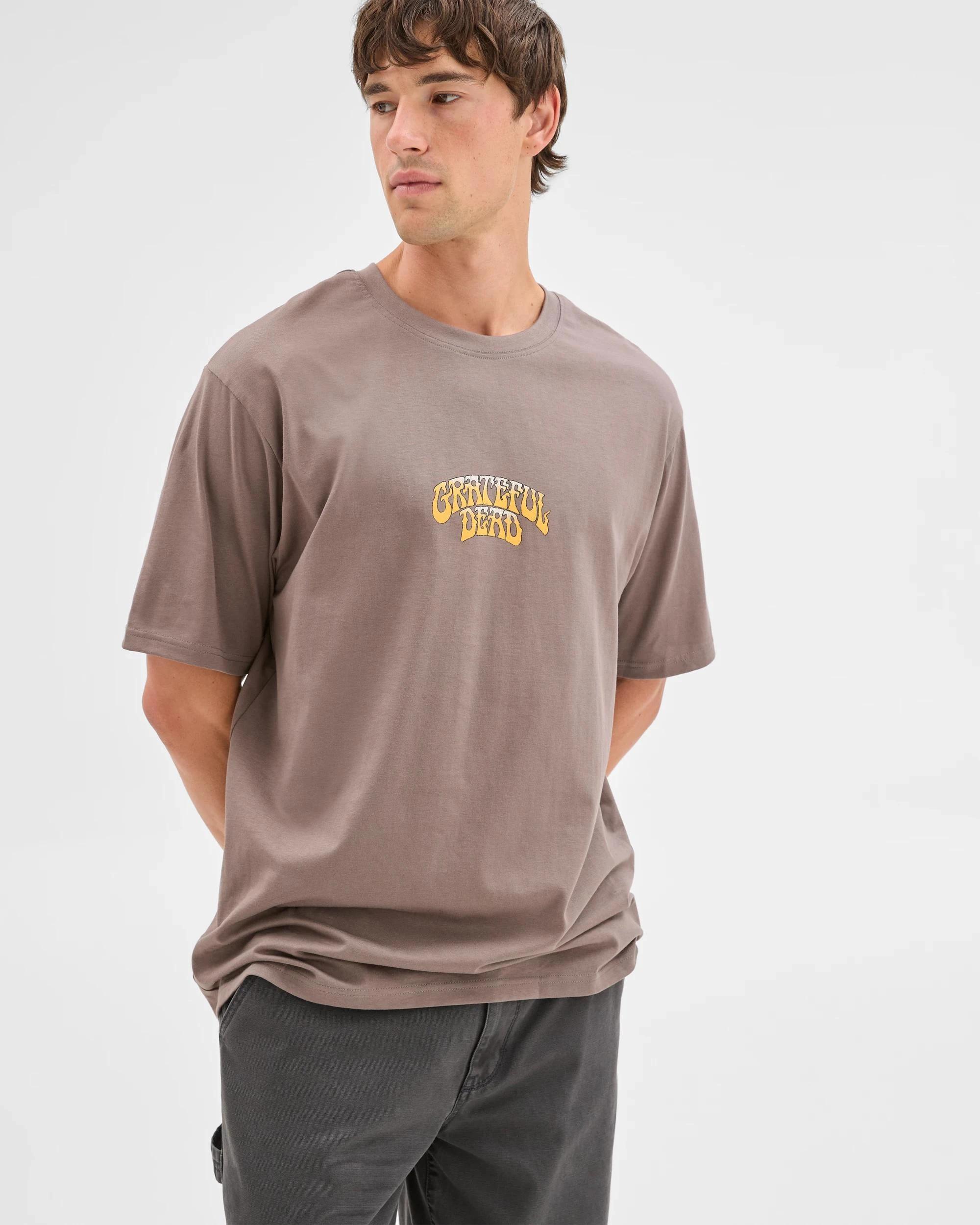 1 Target Man Licensed Grateful Dead Graphic T-Shirt CHOCOLATE, 1 of 5