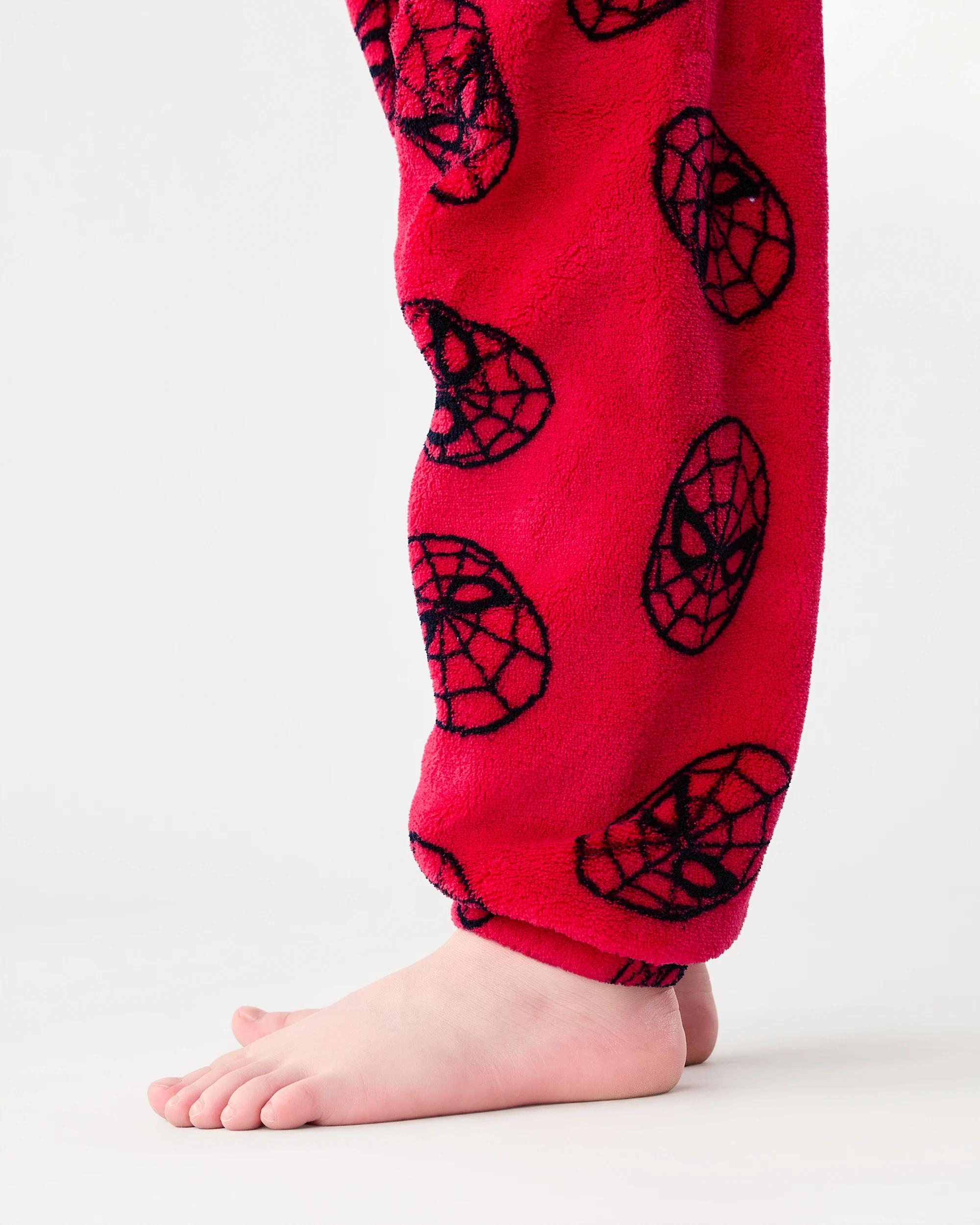 8 Spider-Man License Fluffy Pyjama Set Spiderman, 8 of 10