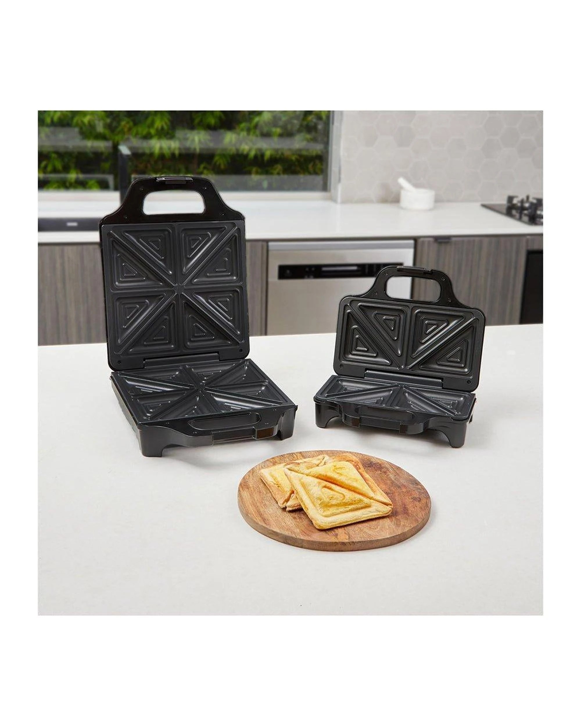 8 Westinghouse Toasted Sandwich Maker, 8 of 8