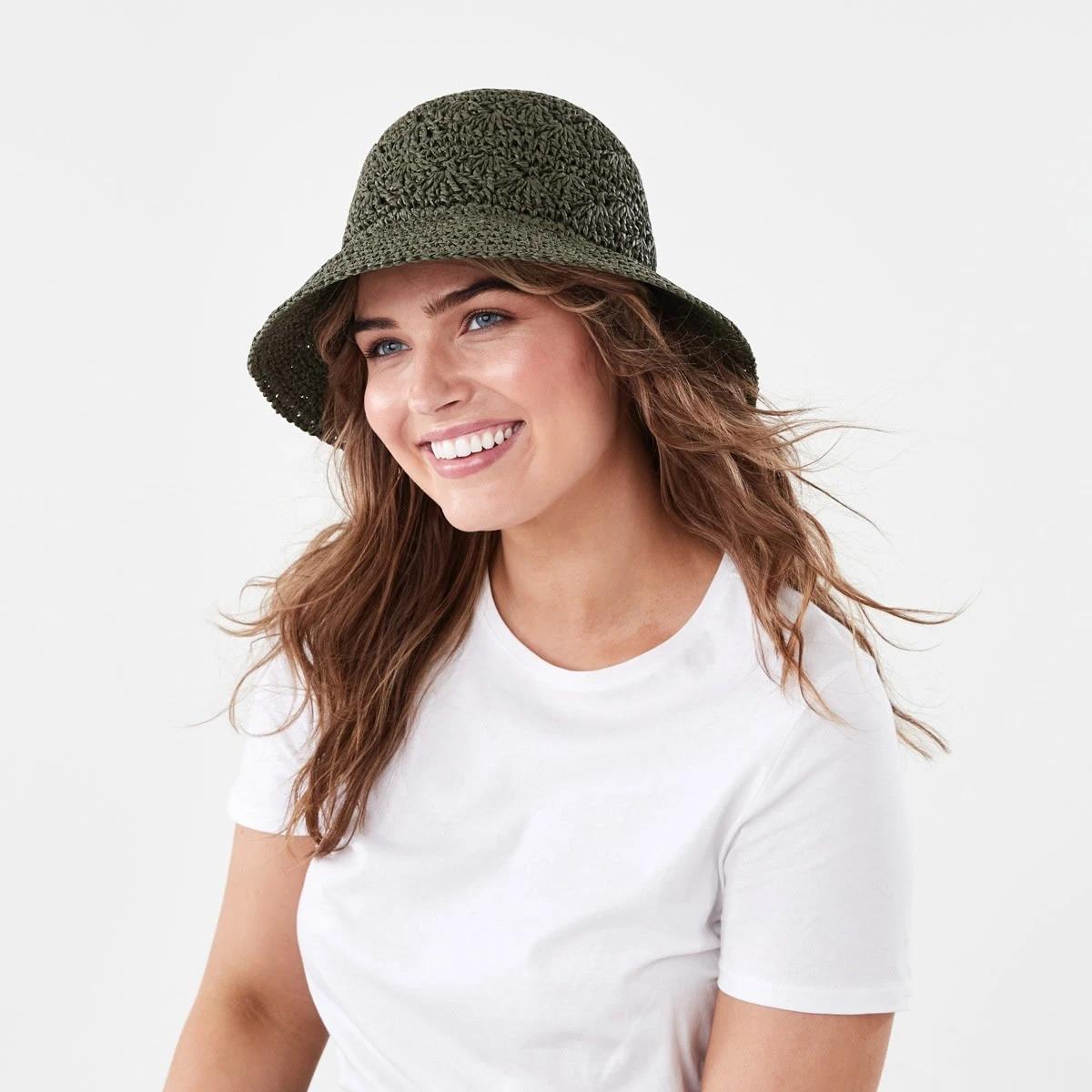 3 Crochet Bucket Hat OLIVE LEAF, 3 of 3