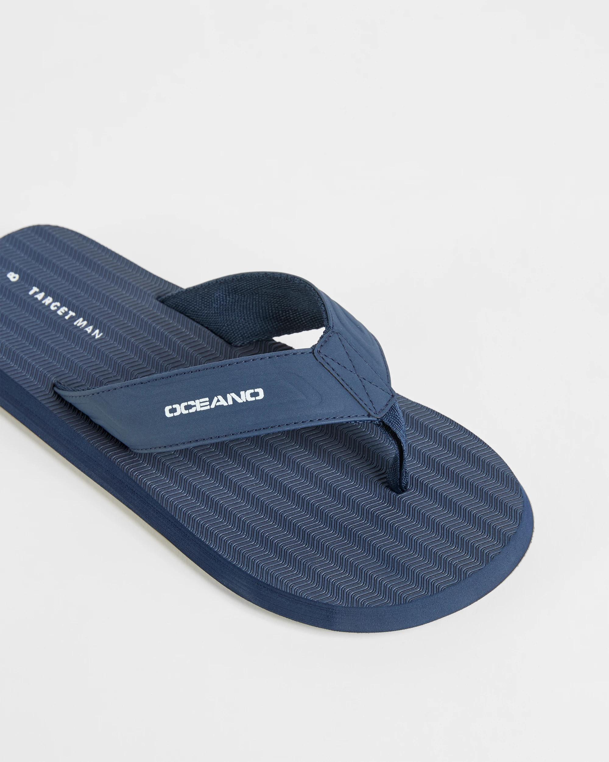 3 Target Man Surf Thongs NAVY, 3 of 3