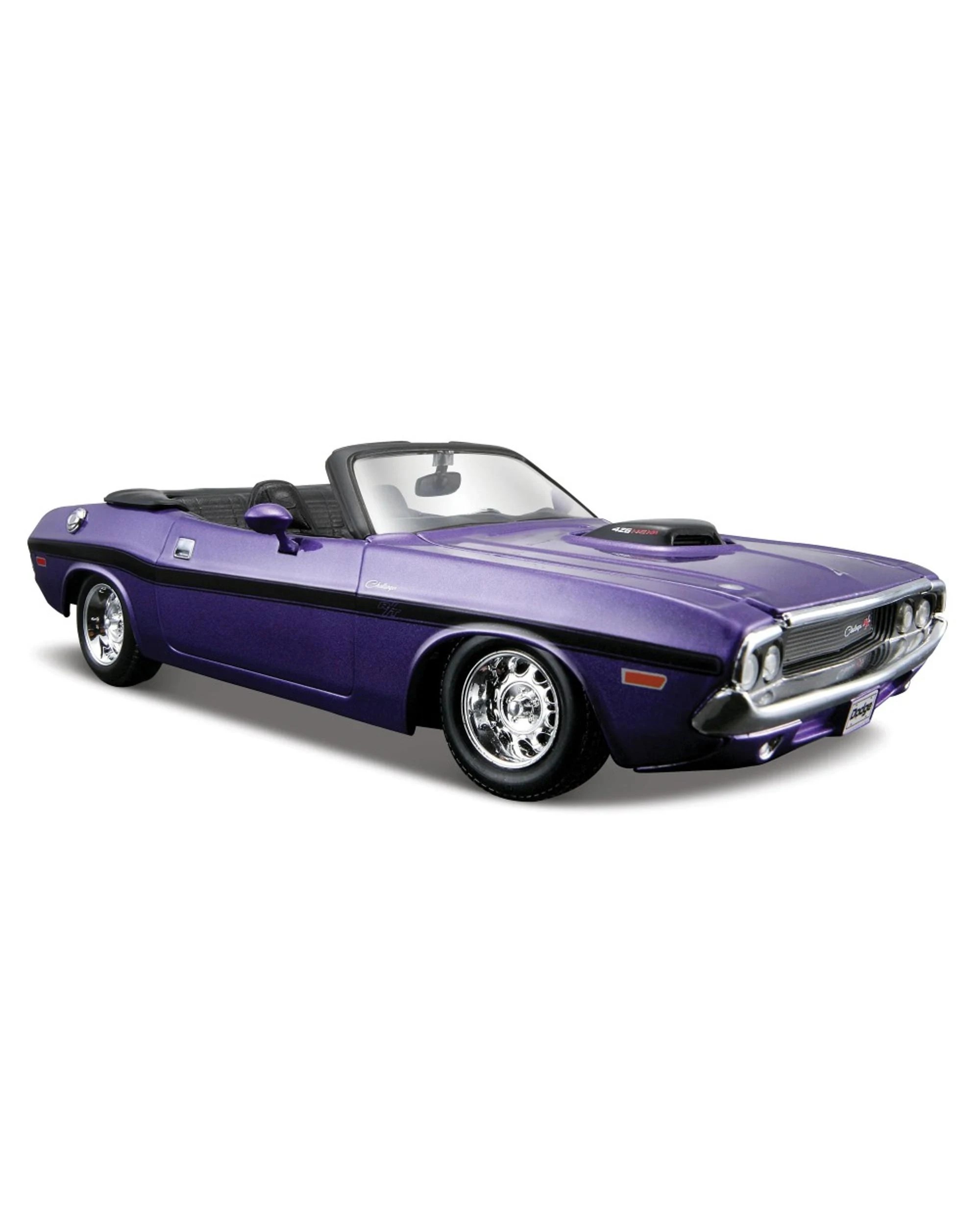 2 Maisto Special Edition 1970 Dodge Challenger R/T Convertible 1:24 Scale Model Car - Purple, 2 of 2