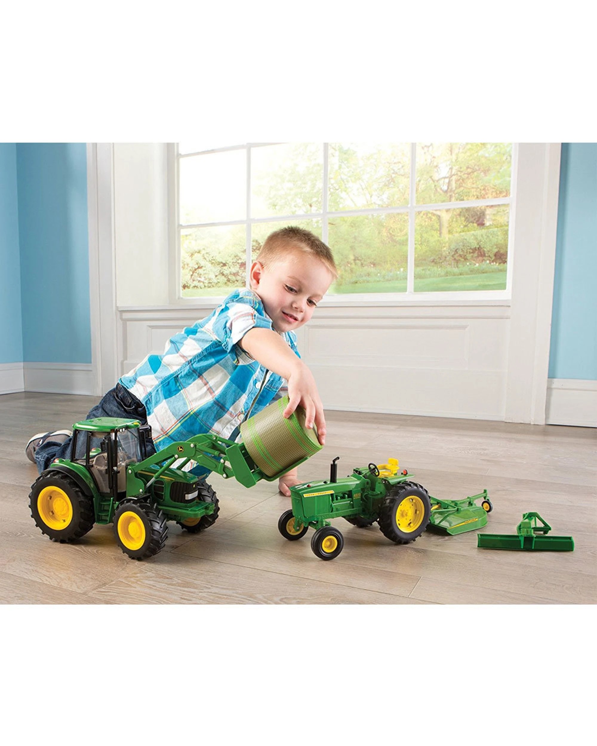 3 John Deere Big Farm 1:16 Scale Tractor with Lights and Sounds Diecast Kids Toy - Black, 3 of 3