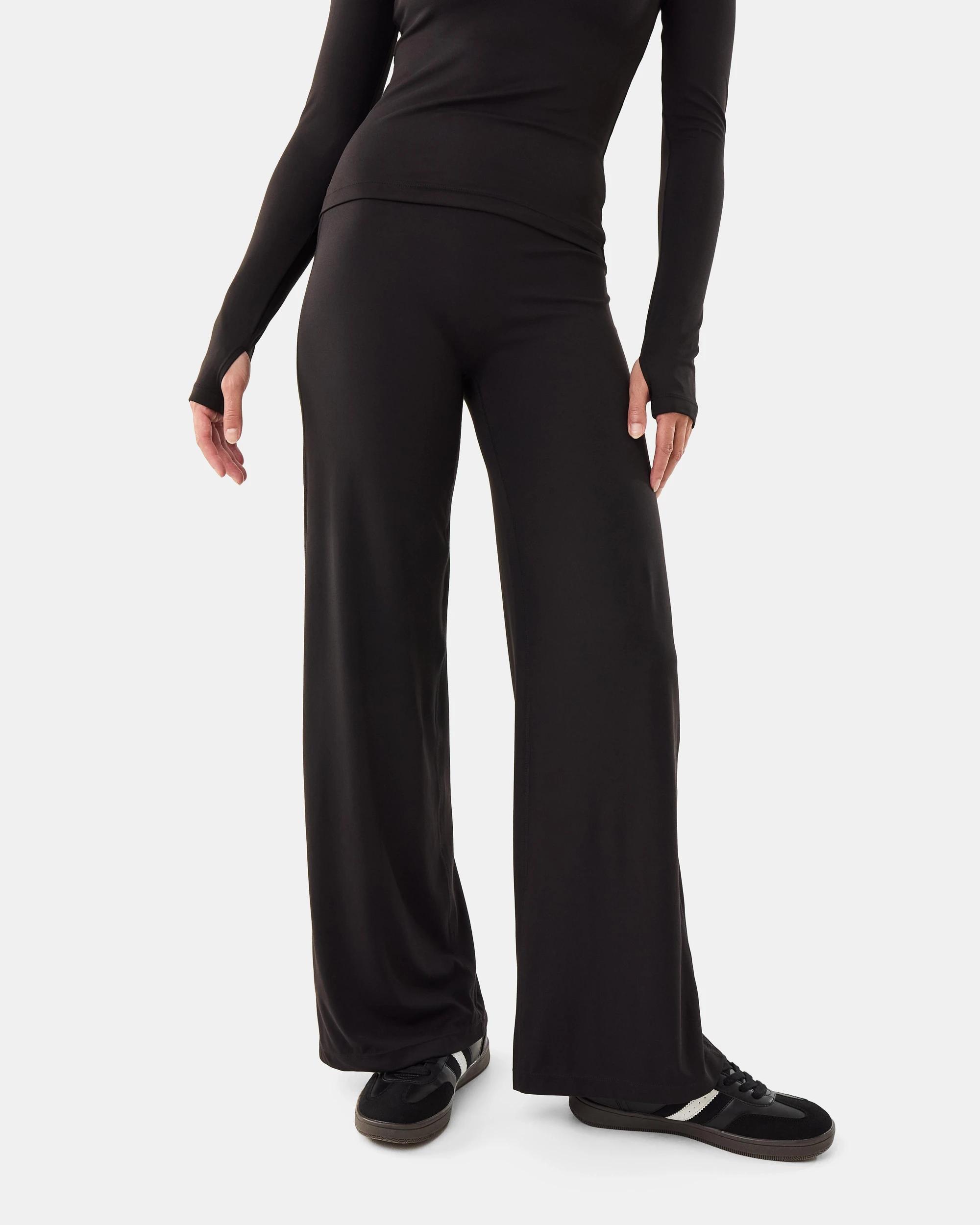 1 Cloudform Straight Leg Leggings Black, 1 of 5