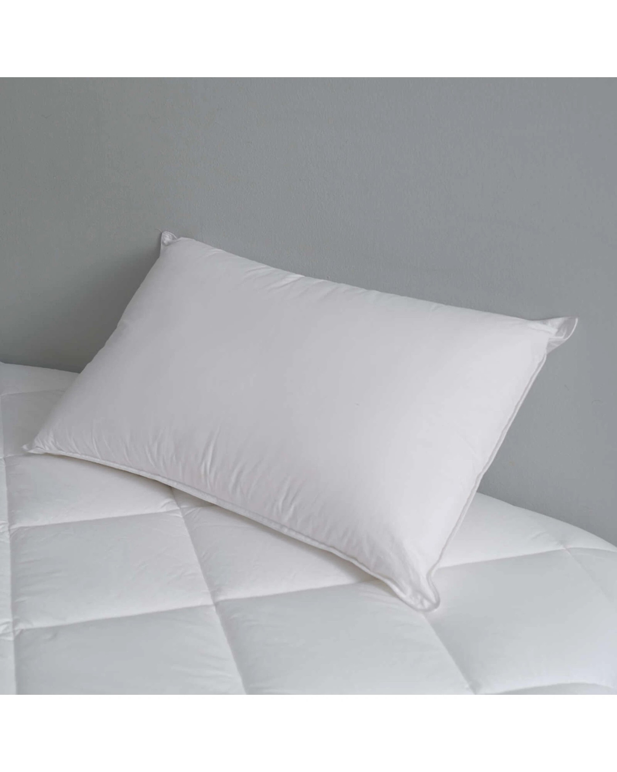 3 Canningvale Luxury Plush Microfibre King Pillow Medium Profile Breathable - White, 3 of 3