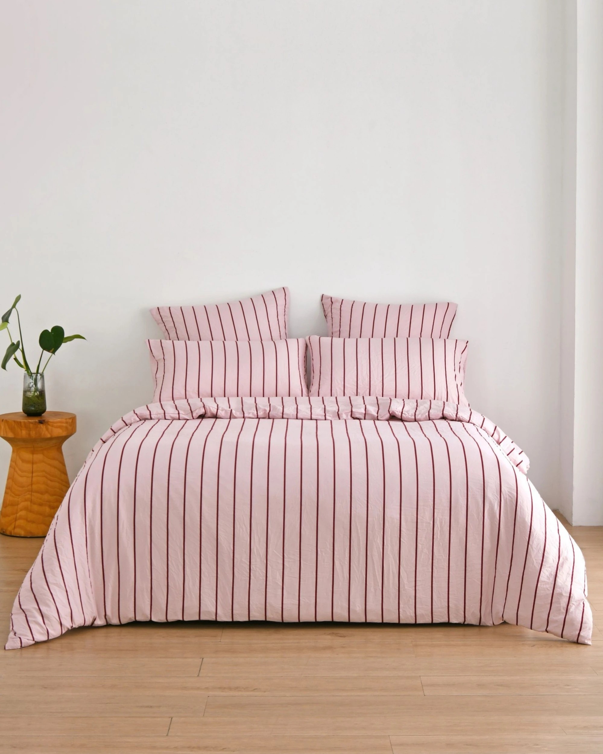 7 Dreamaker Superfine Washed Microfibre Striped Quilt Cover Set - King Bed - Pink / Plum, 7 of 7
