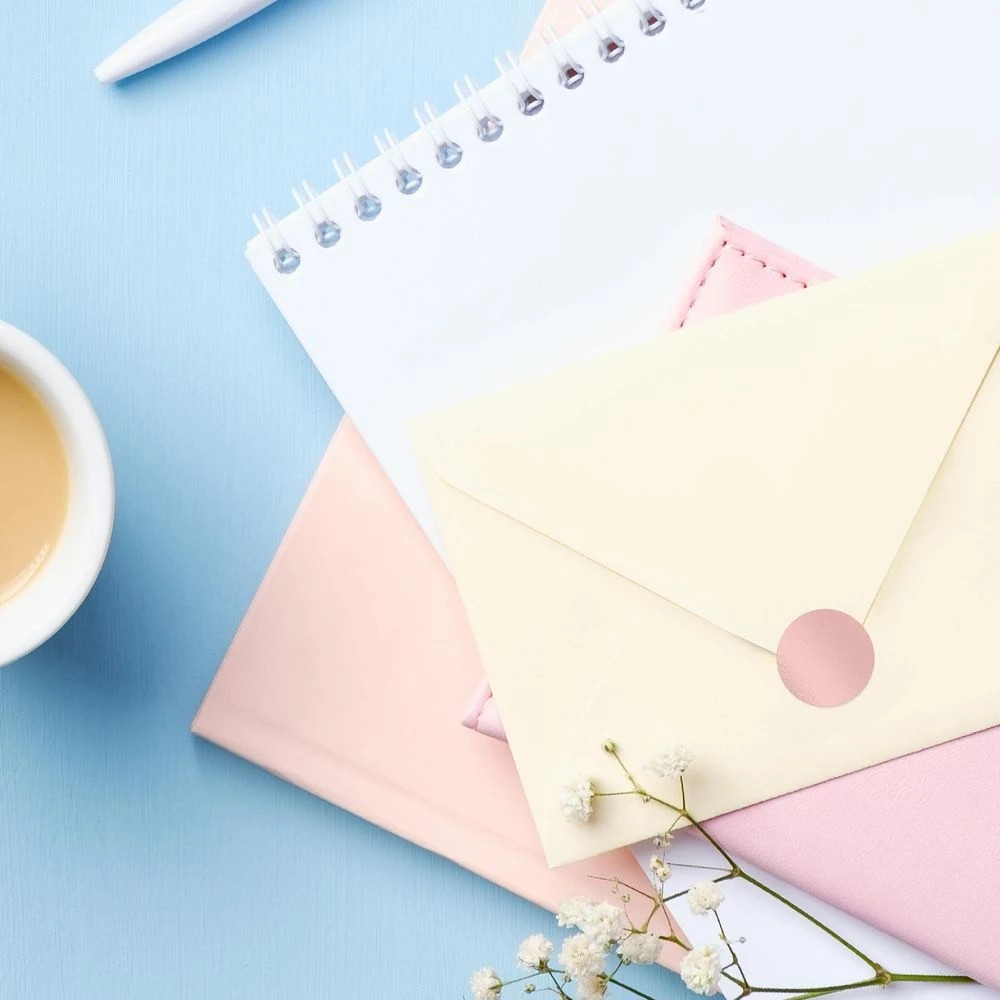 2 Avery Dispenser Labels Circle 24mm Rose Gold 250 Pack, 2 of 2