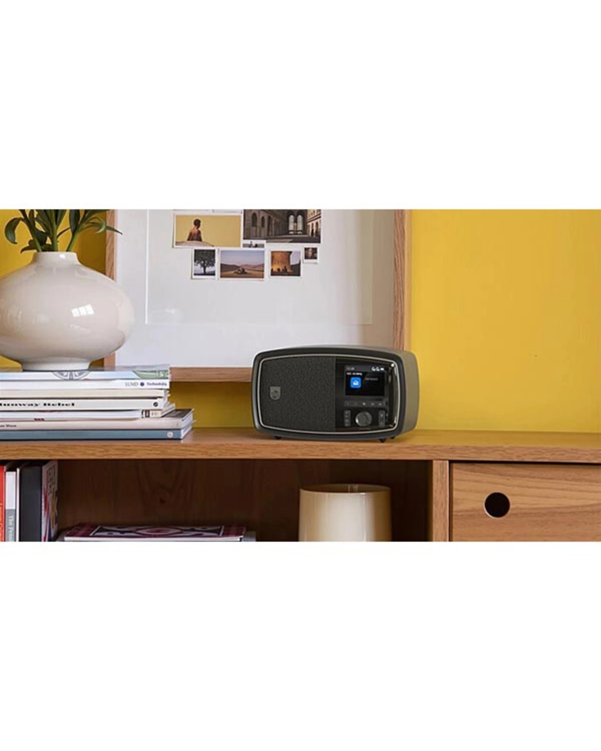 4 Philips TAV2000 Classic Clock Radio, 4 of 5