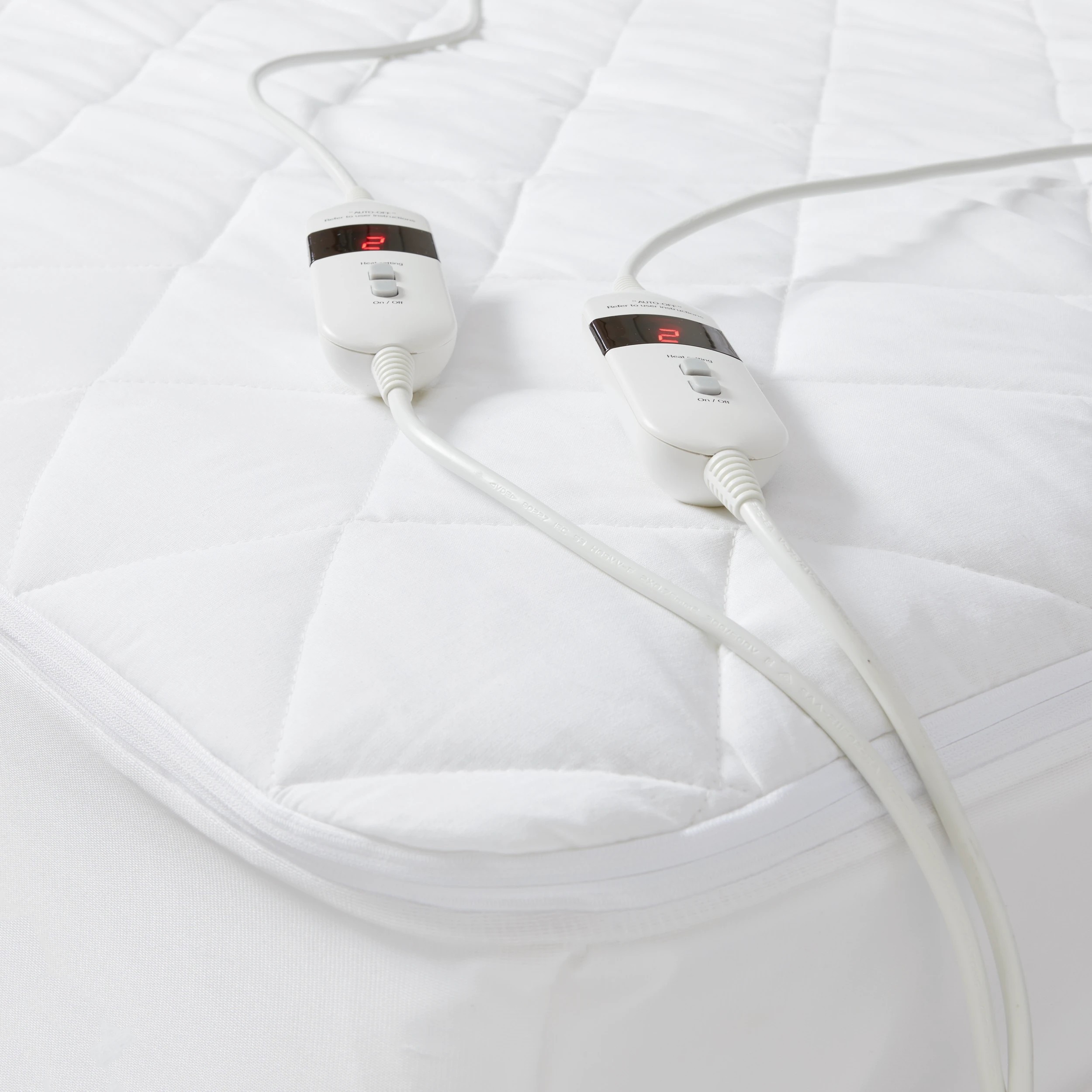 1 Electric Heated Topper - Queen Bed, 1 of 6