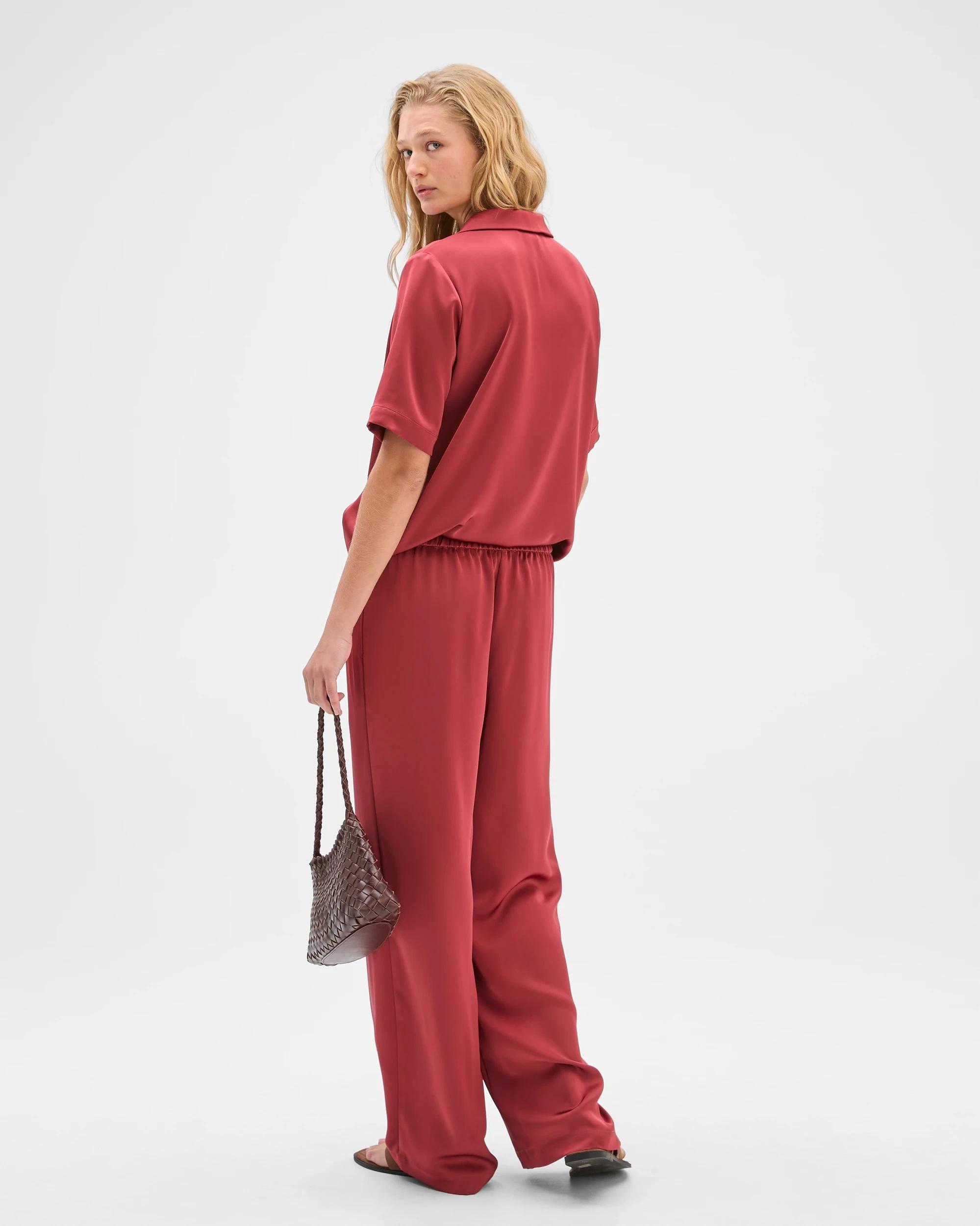 6 Preview Satin Straight Leg Pants POMEGRANATE, 6 of 7