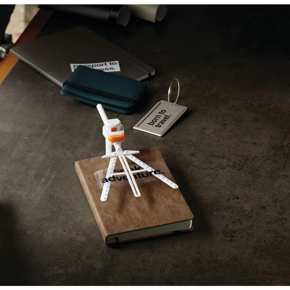 7 Fiskars Flat Vinyl Alignment Tool, 7 of 7