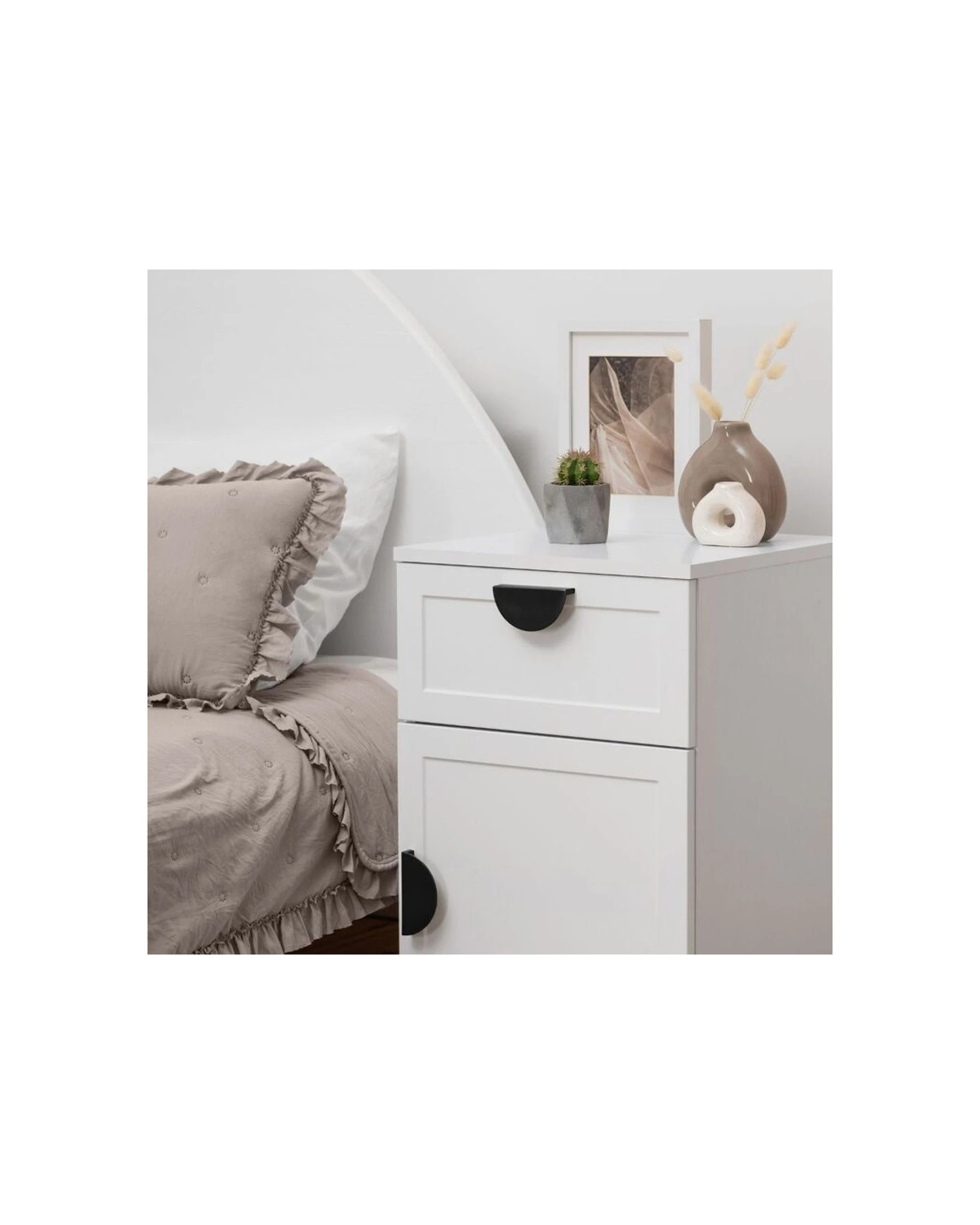 4 European Cabinetry Porto Bedside Table Hamptons Half Moon Handle - White, 4 of 4