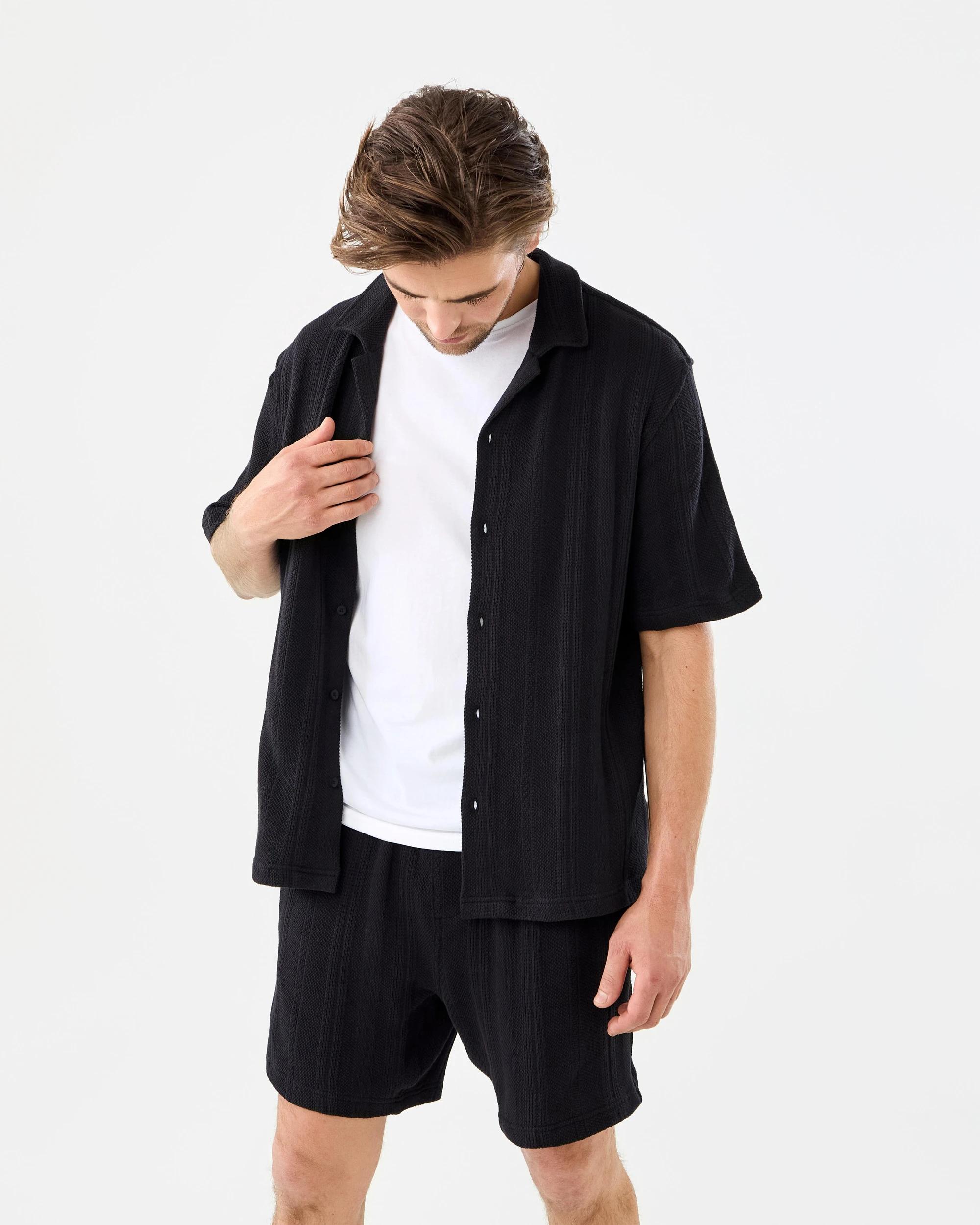 3 Short Sleeve Textured Shirt Blk Selfsp, 3 of 9