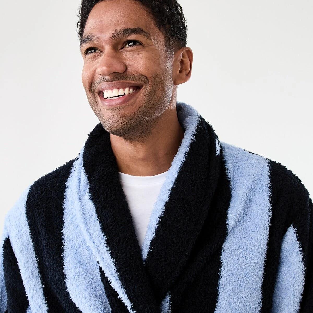 5 Cosy Fleece Gown Thk Stripe, 5 of 8