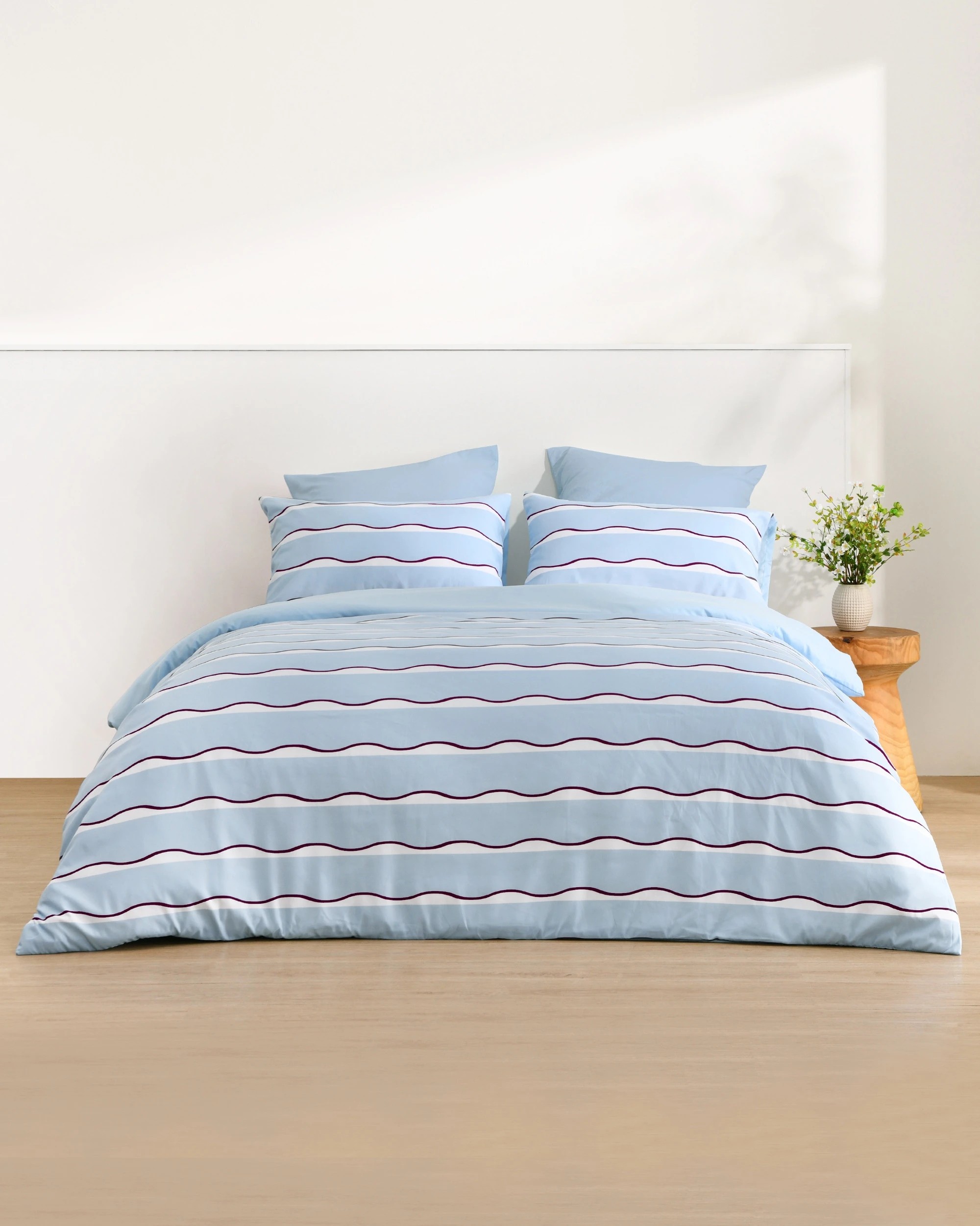 5 Dreamaker Noa Quilt Cover Set - Single Bed - Sky/Cherry, 5 of 5