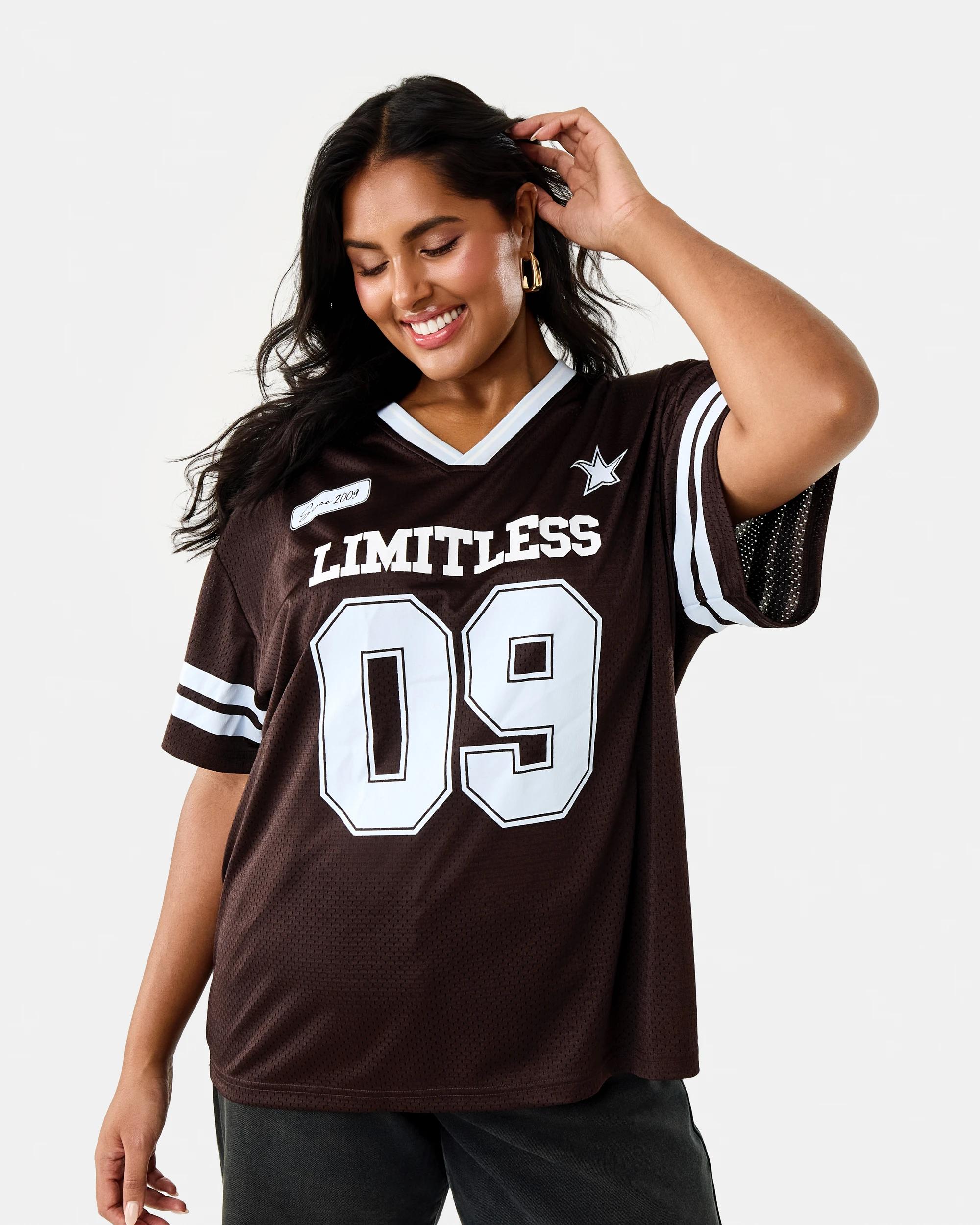 3 Short Sleeve Varsity Top Limitless, 3 of 10