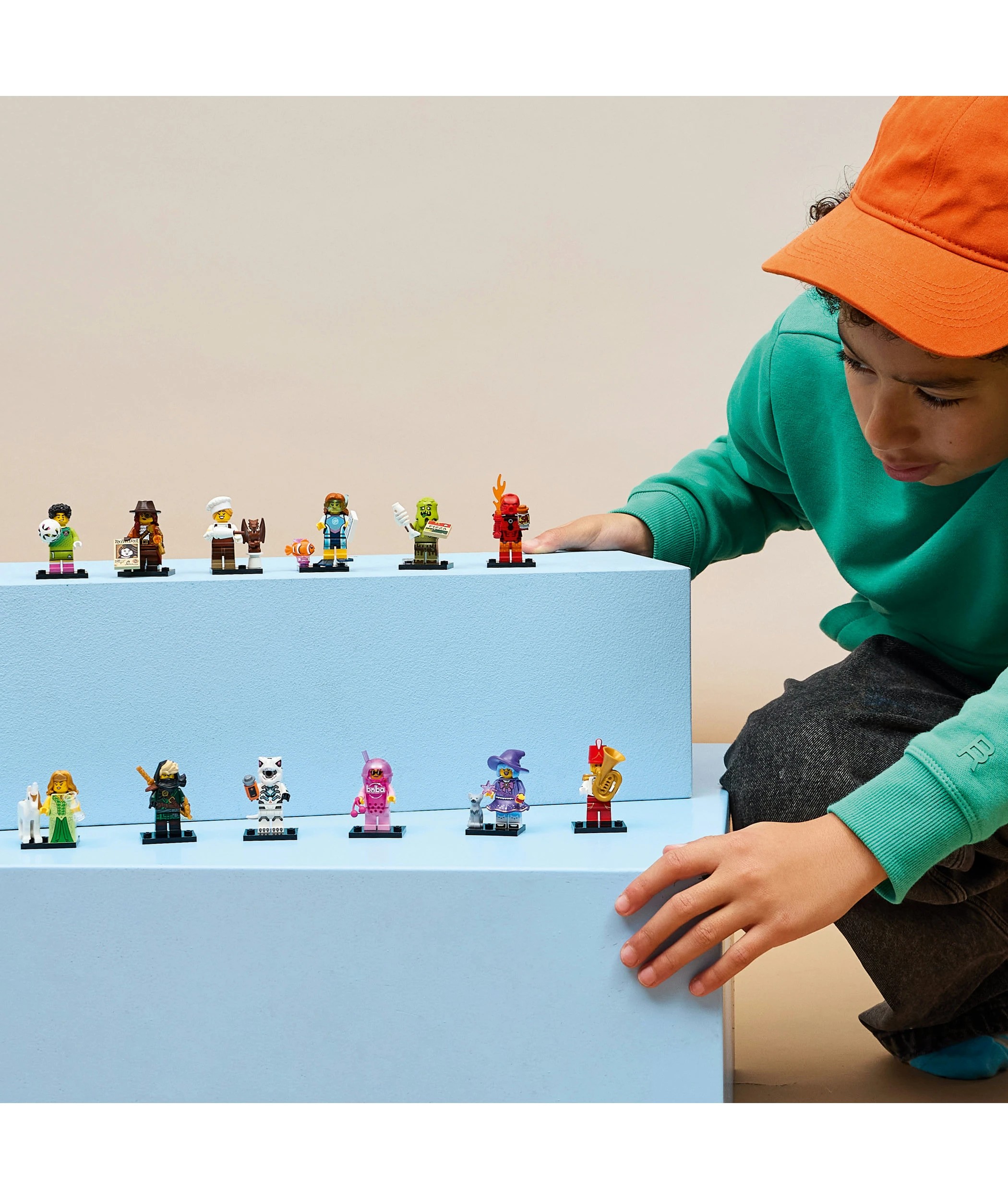 8 LEGO Minifigures Series 29 71052 - Assorted, 8 of 10