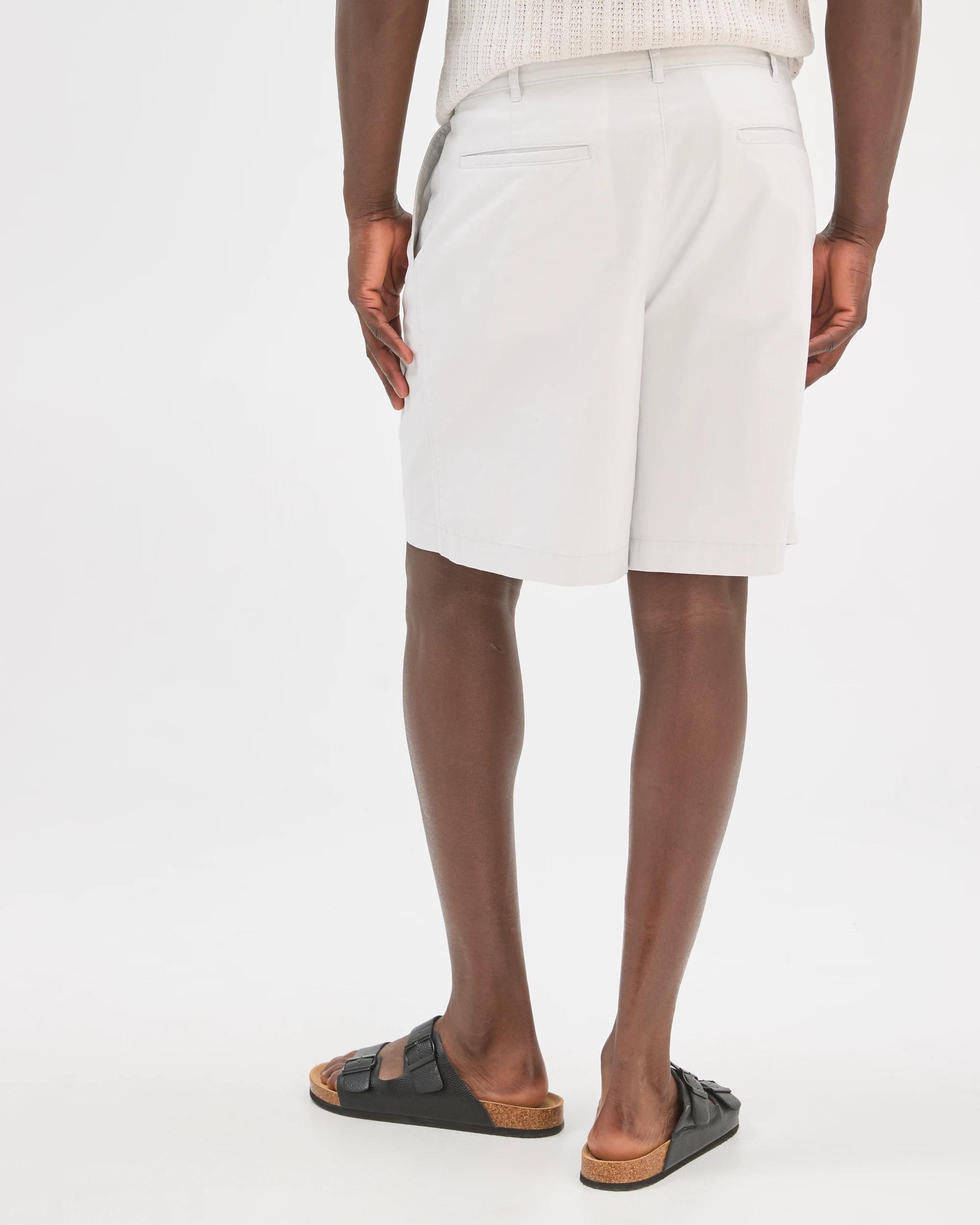 6 Commons Australian Cotton Pleated Chino Shorts CLOUD WHITE, 6 of 7