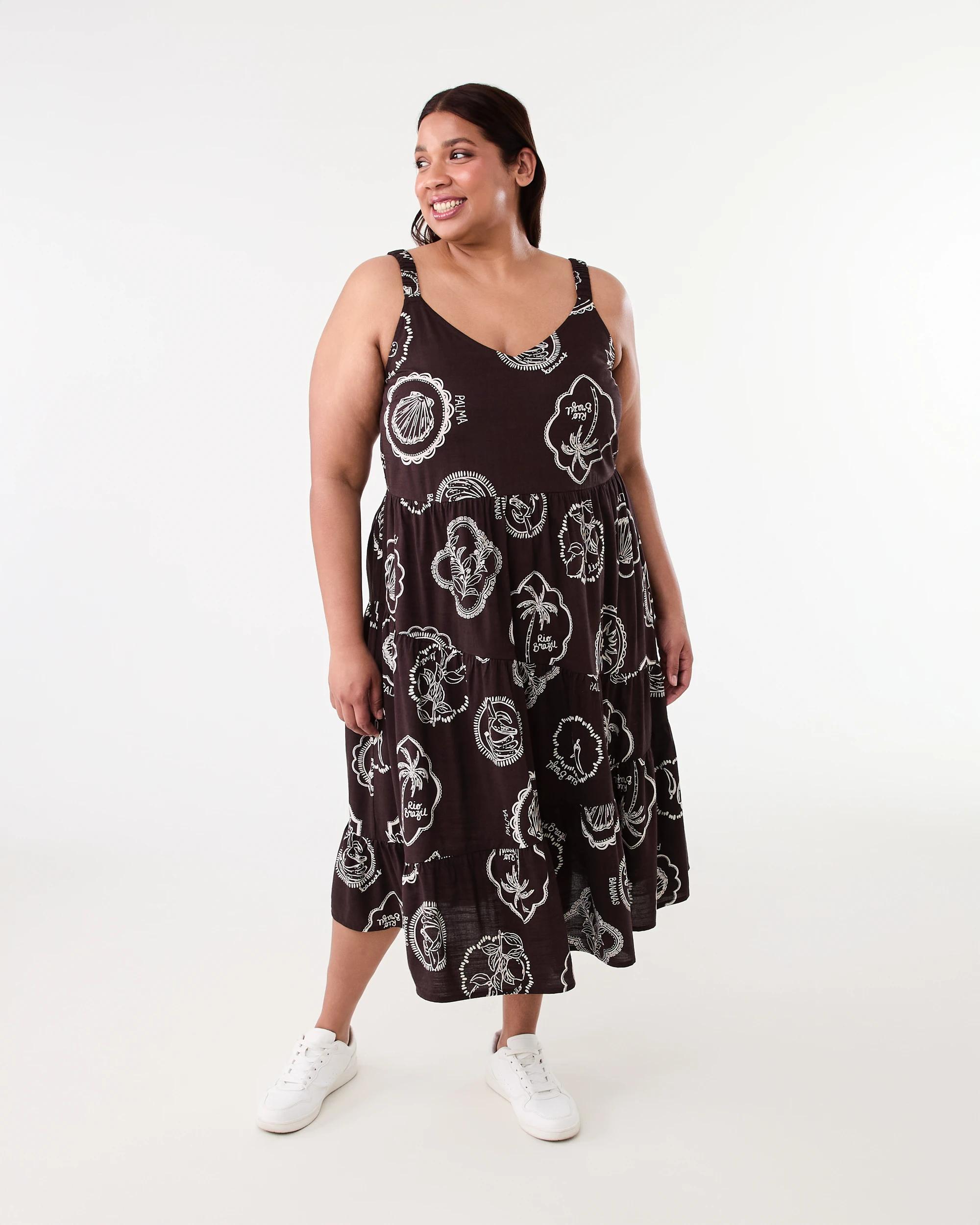 1 Curve Sleeveless Tiered Maxi Dress Sol Plum, 1 of 6