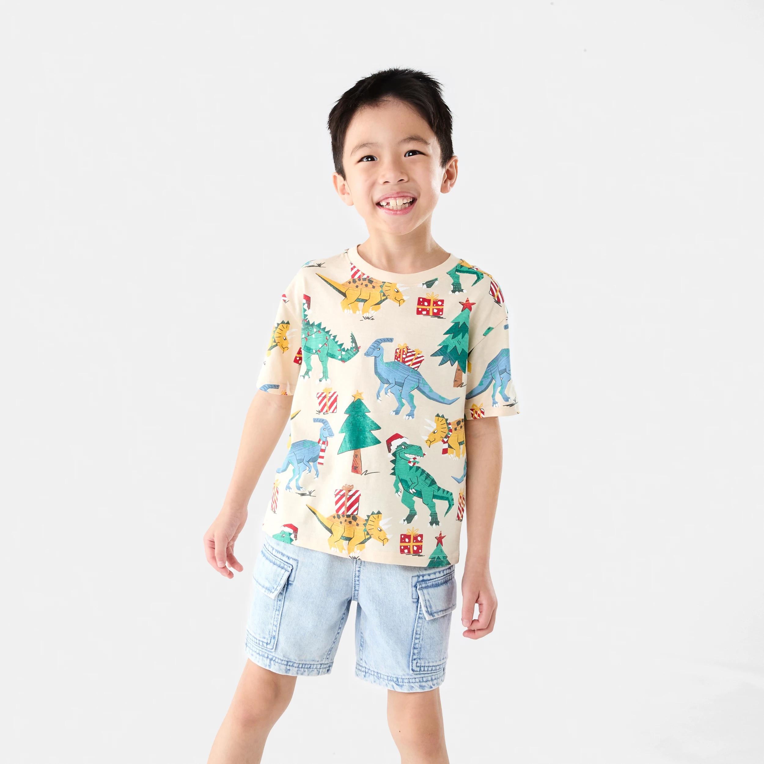1 Christmas Print T-shirt Bge Dino, 1 of 7