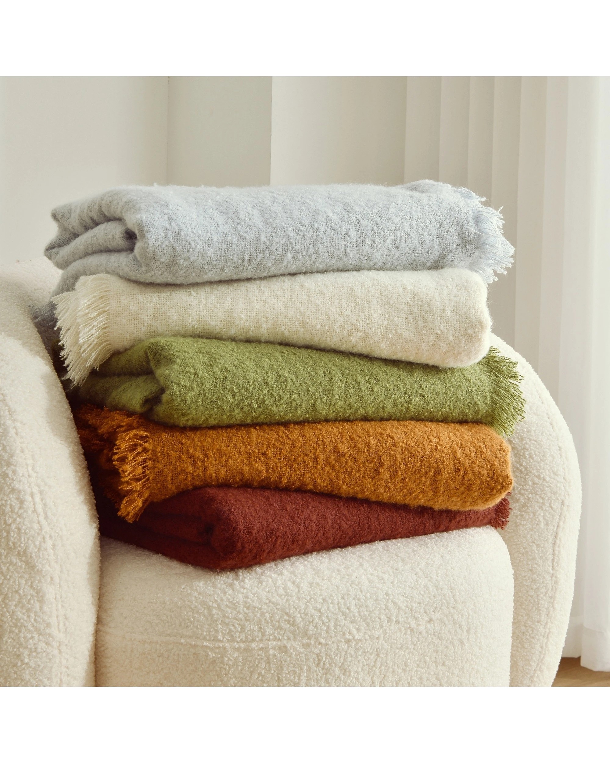 5 Cadence & Co. Amelie Super Soft Boucle Throw 180x200cm - Ivory, 5 of 5