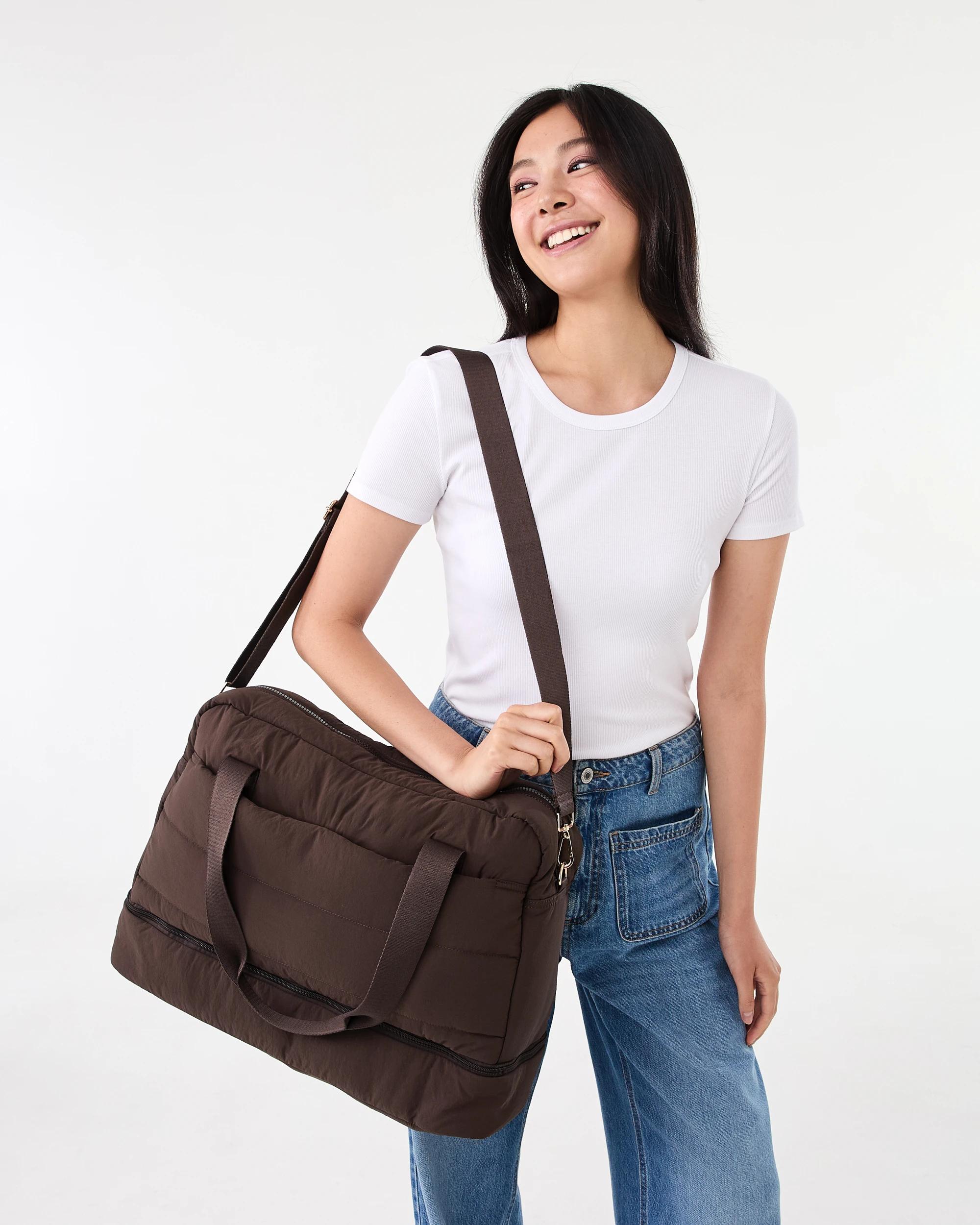 6 Padded Weekender Bag Deep Choc, 6 of 7