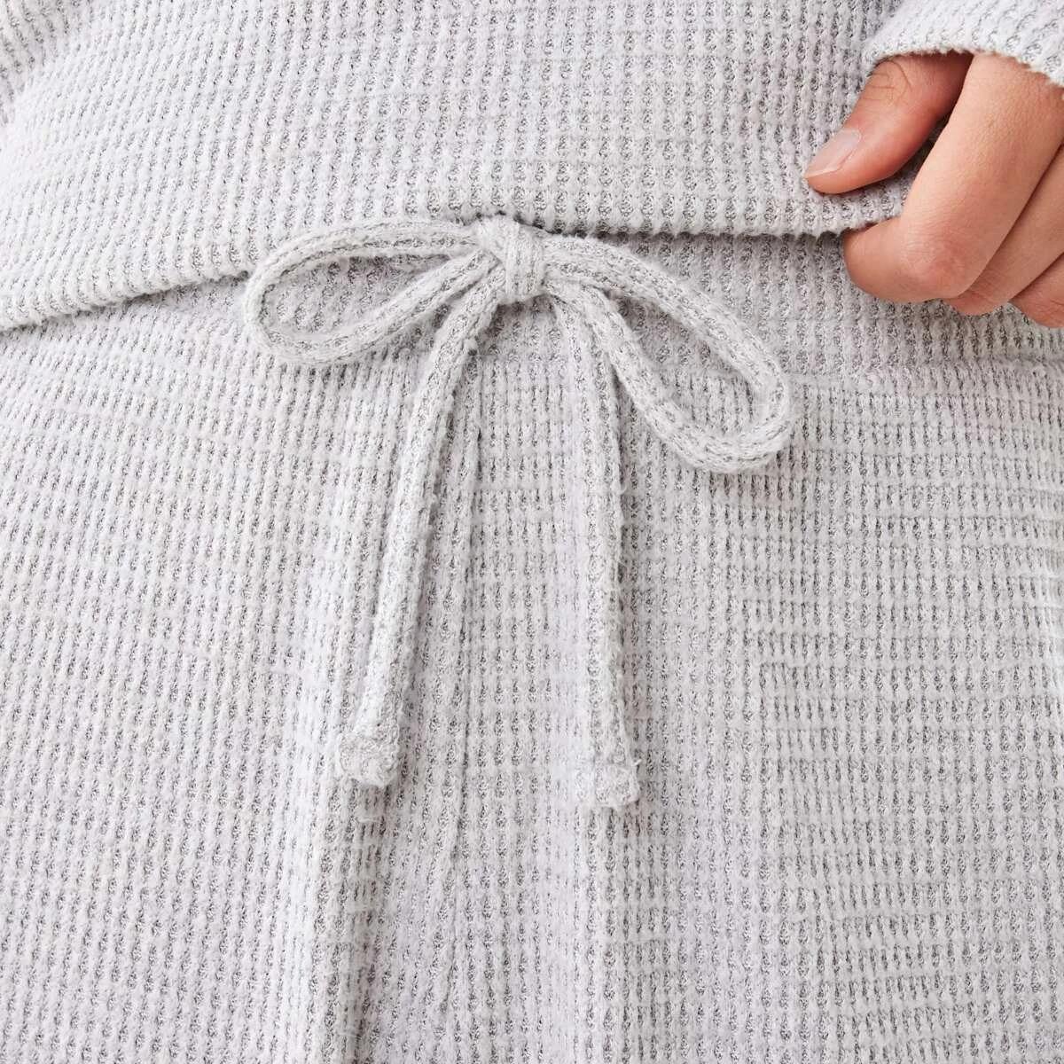 9 Waffle Top and Shorts Pyjama Set Slvr Marle, 9 of 10