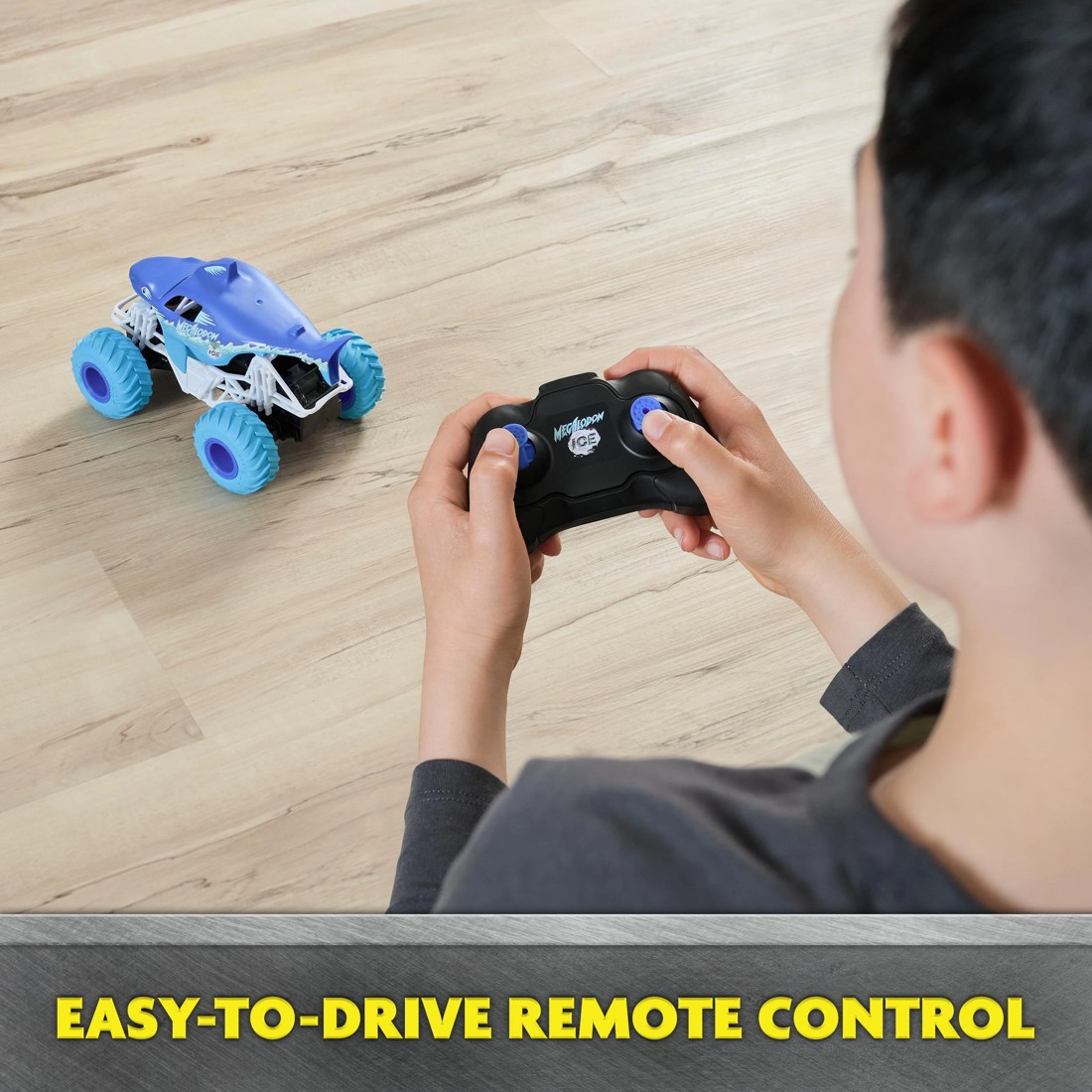 4 Monster Jam Megalodon Ice 1:24 RC, 4 of 6