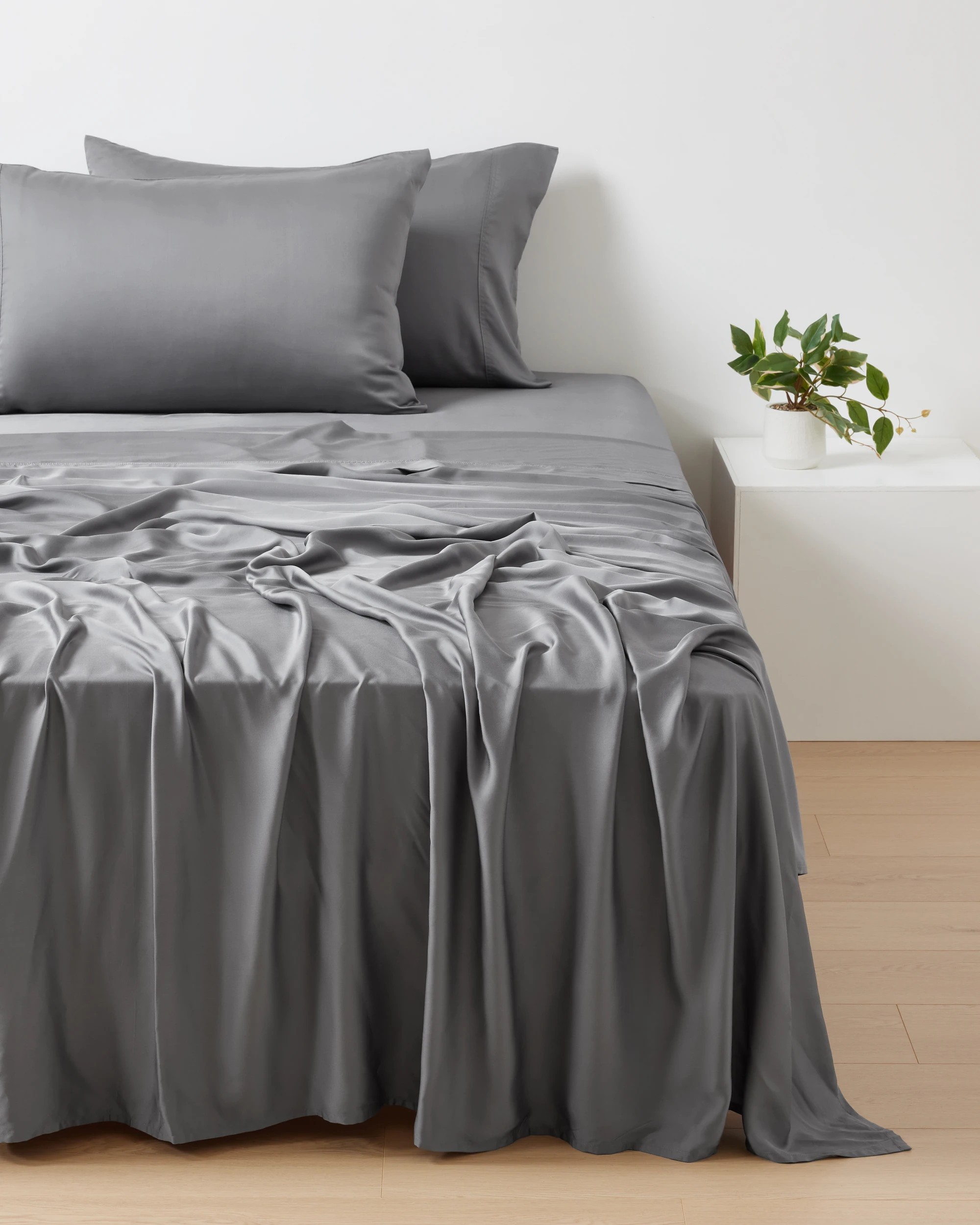 2 375 Thread Count Bamboo Sheet Set - King Bed, Grey, 2 of 9